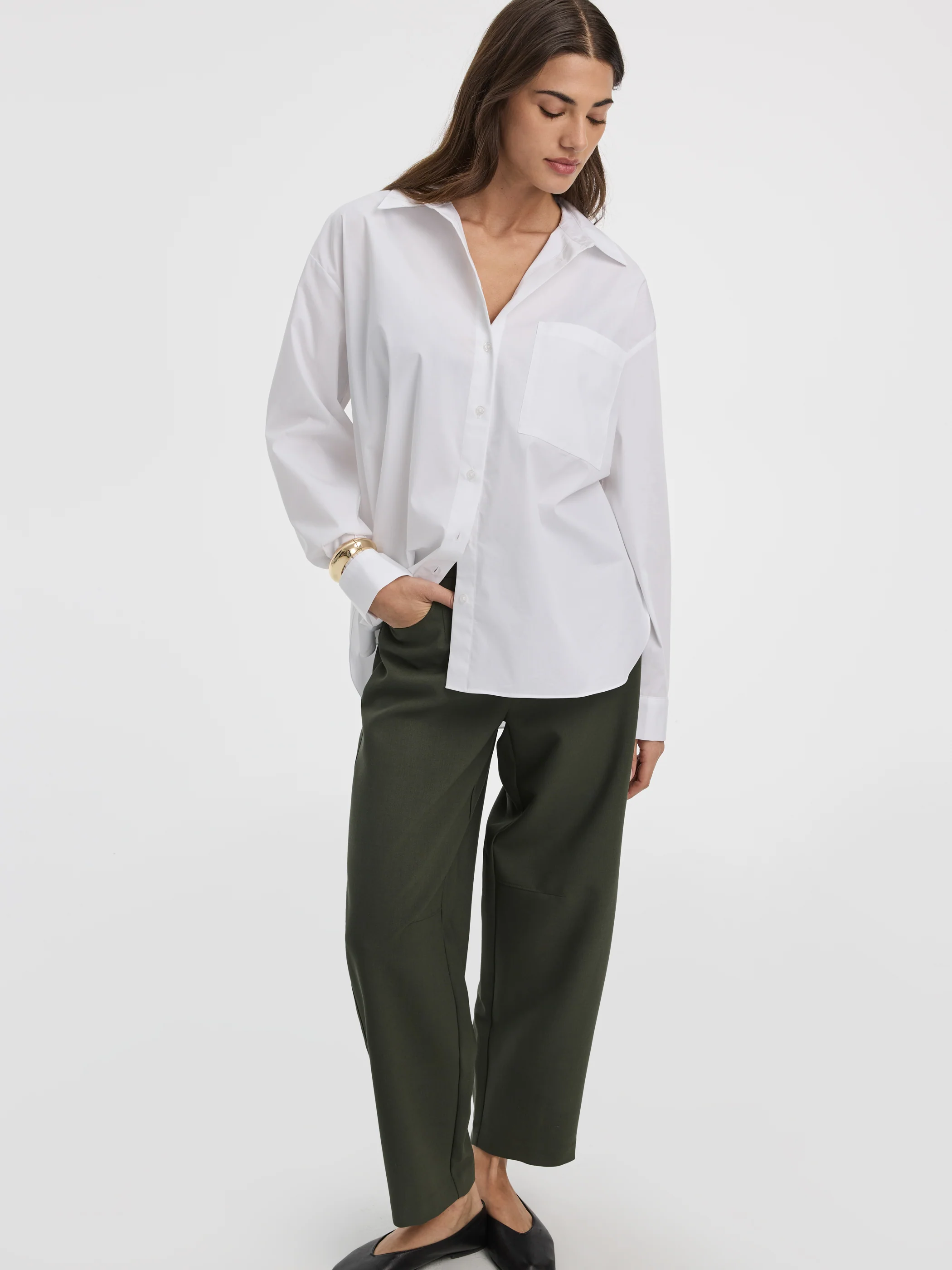 Mid-Rise Barrel Pants - Image 10