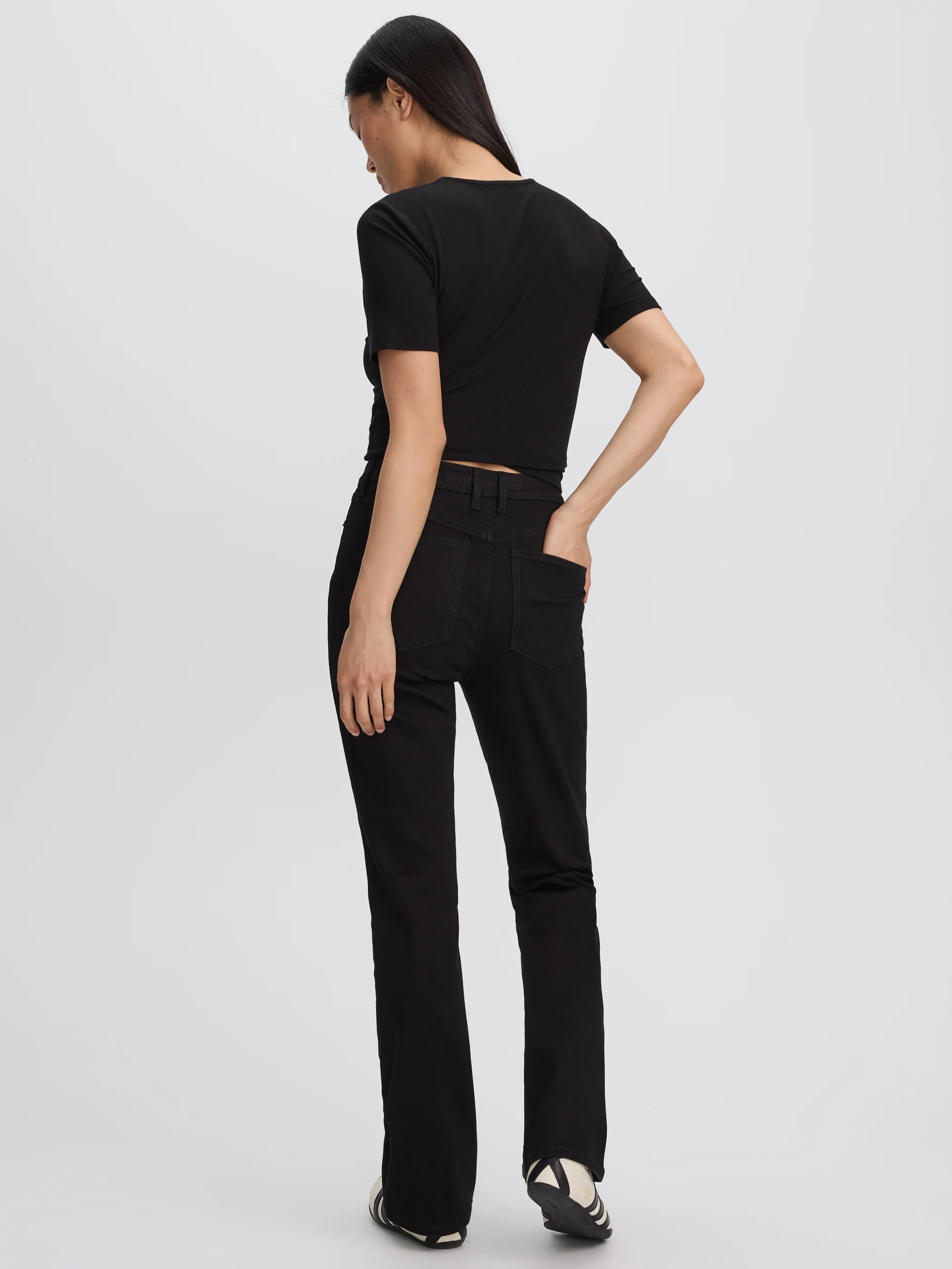 Boot-Leg Mid-Rise Jean - Image 5