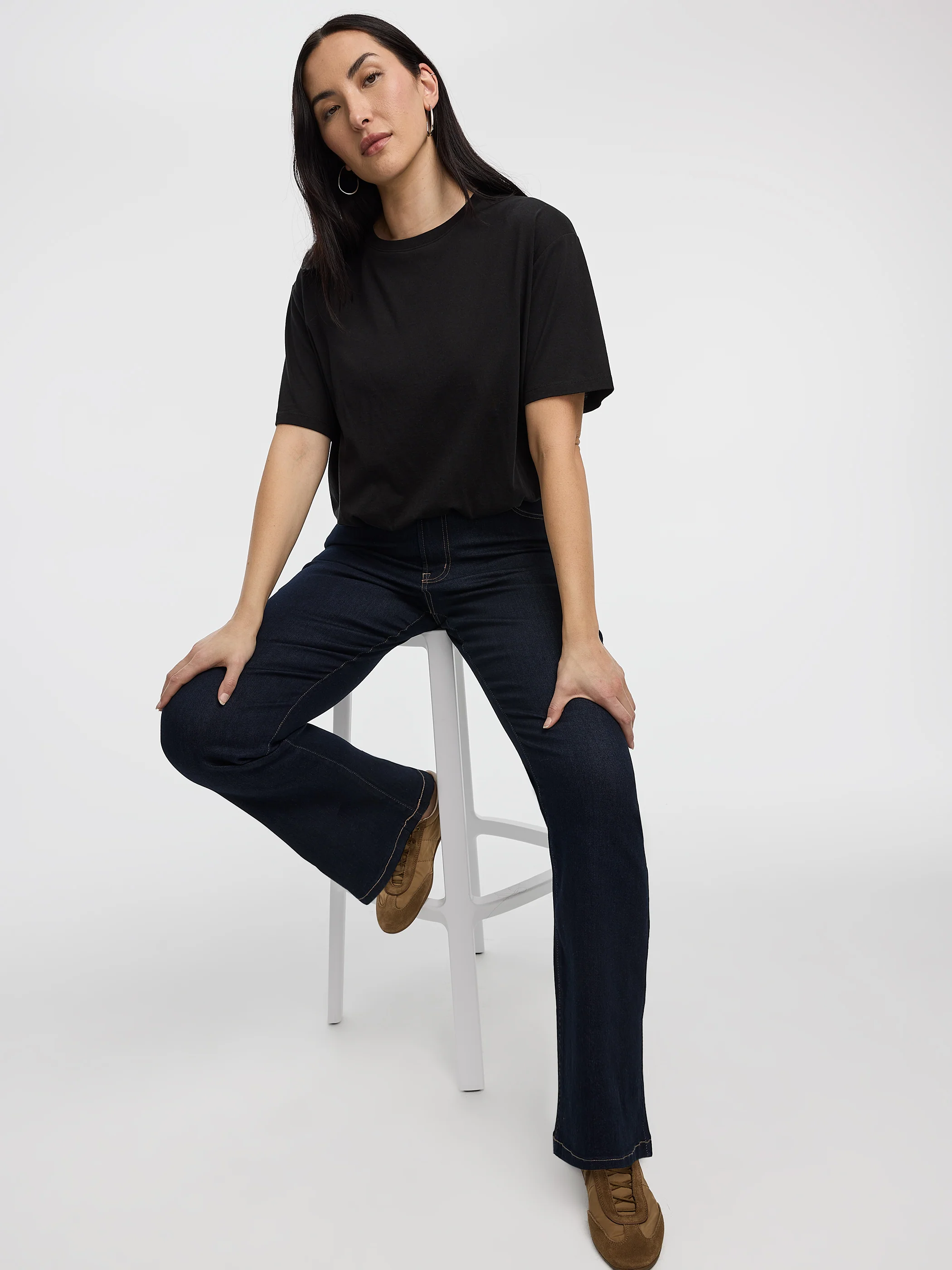 Boot-Leg Mid-Rise Jean - Curvy Fit - Image 6