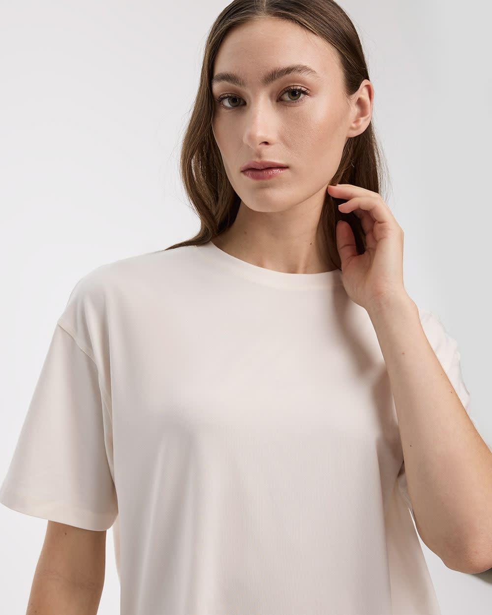 Crew-Neck Boyfriend T-Shirt - Image 10