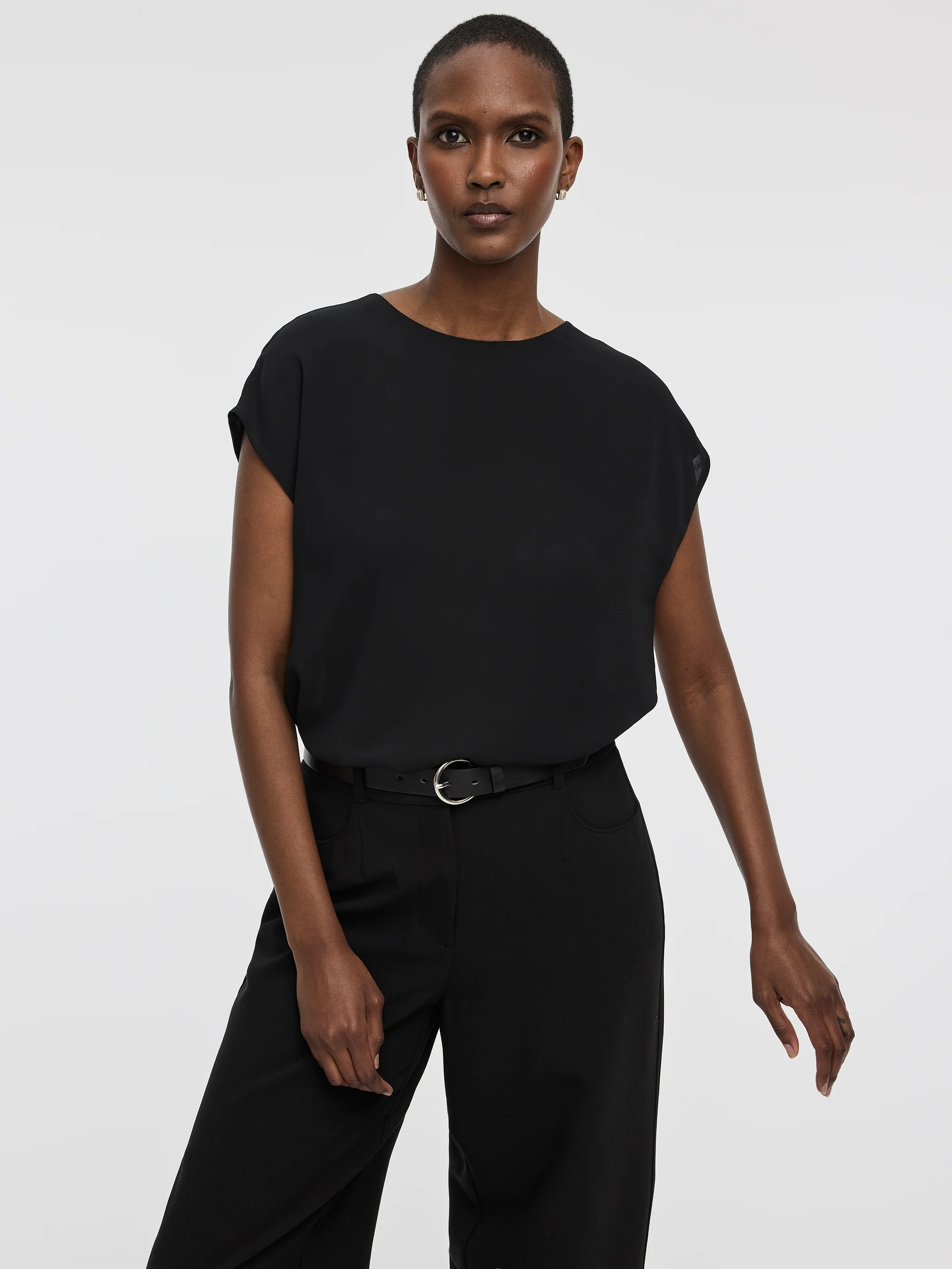 Short-Sleeve Crew-Neck Blouse - Image 9
