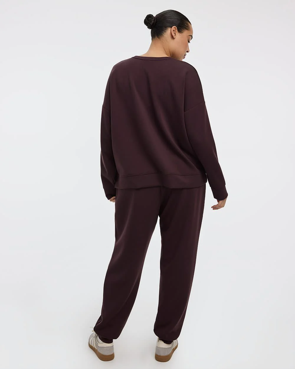 Crew-Neck Sweatshirt - HYLUX Hyba - Image 10