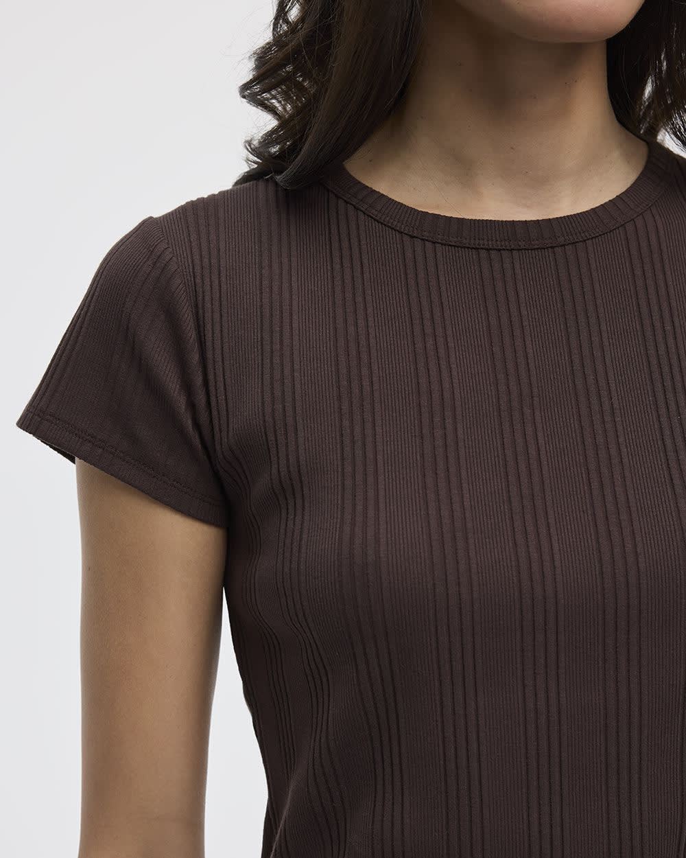 Fitted Crew-Neck Ribbed T-Shirt - Image 12