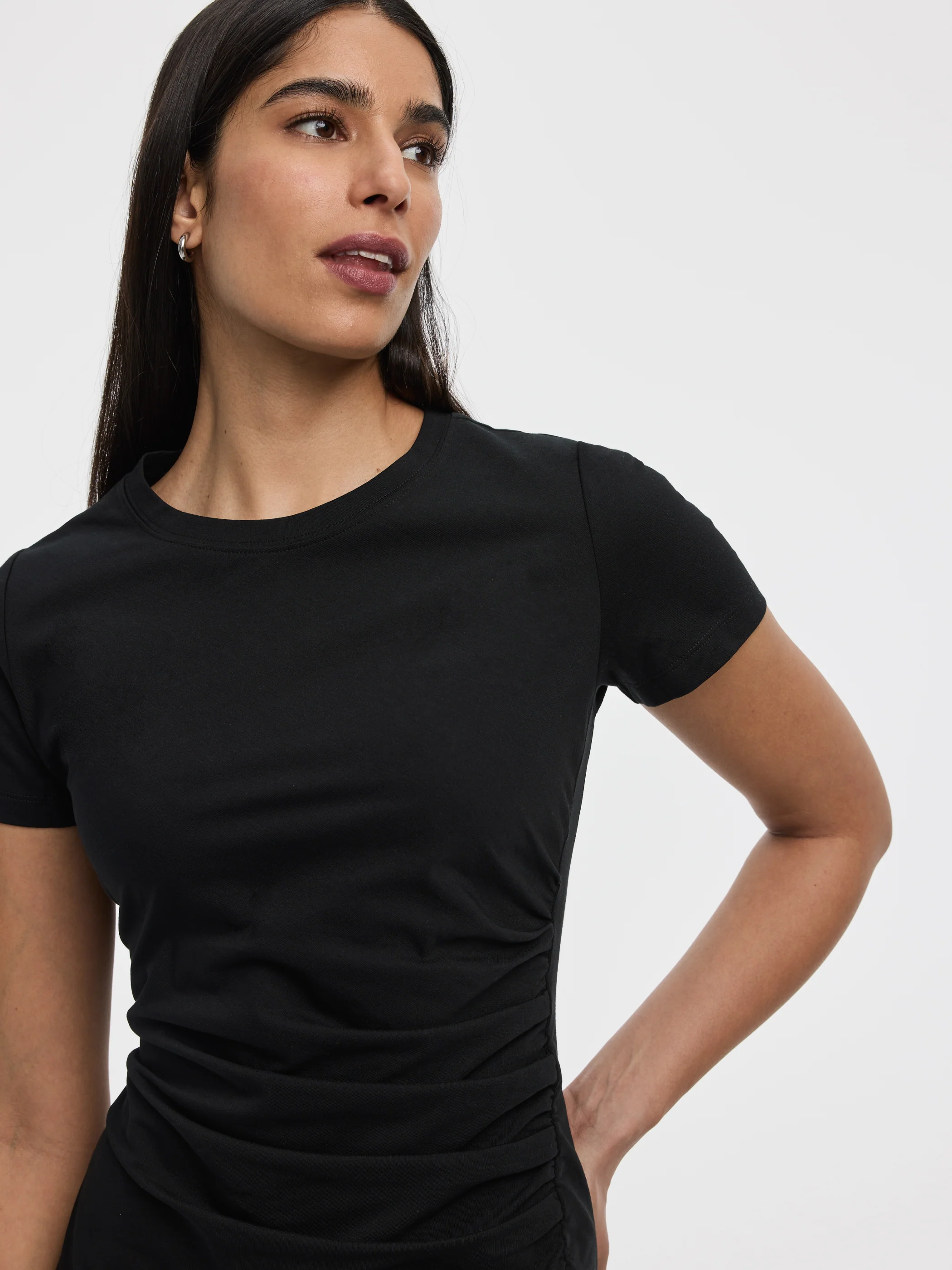 Short-Sleeve Bodycon Midi Dress with Side Shirring - Image 4