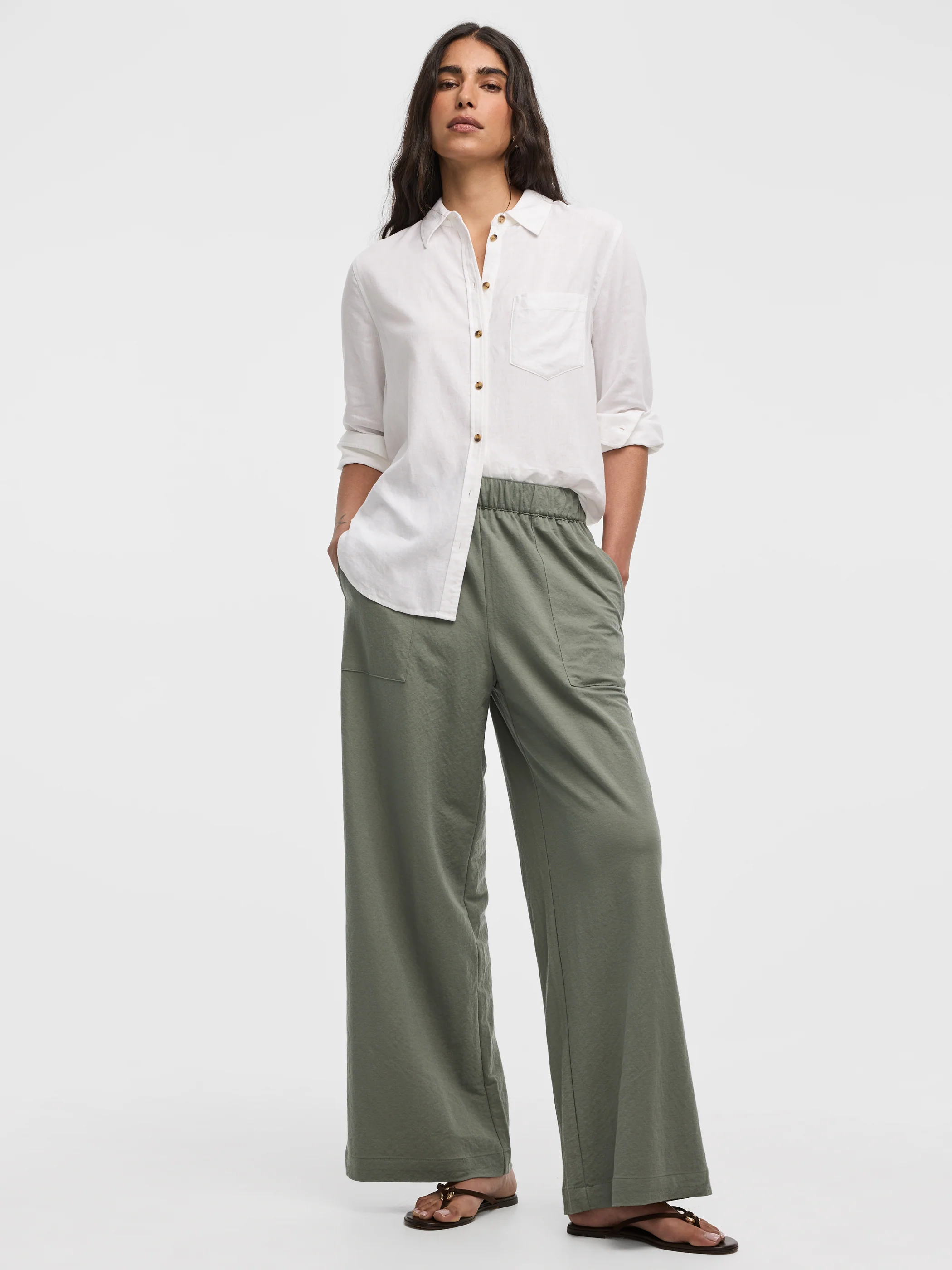 Wide-Leg High-Rise Pull-On Piqué Pant - Image 11