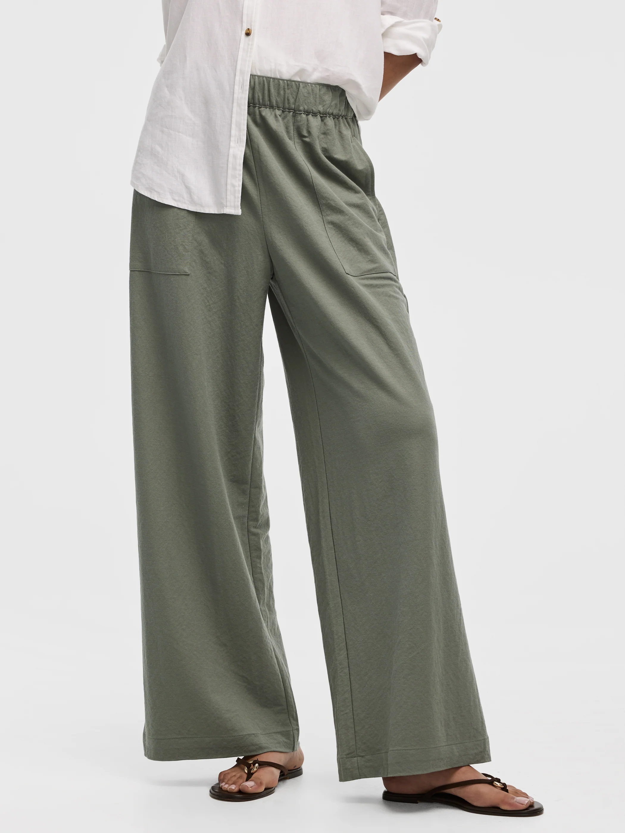 Wide-Leg High-Rise Pull-On Piqué Pant - Image 12