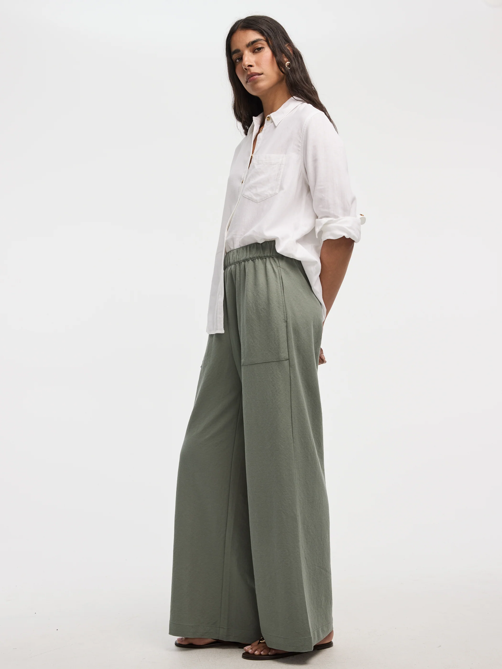 Wide-Leg High-Rise Pull-On Piqué Pant - Image 15