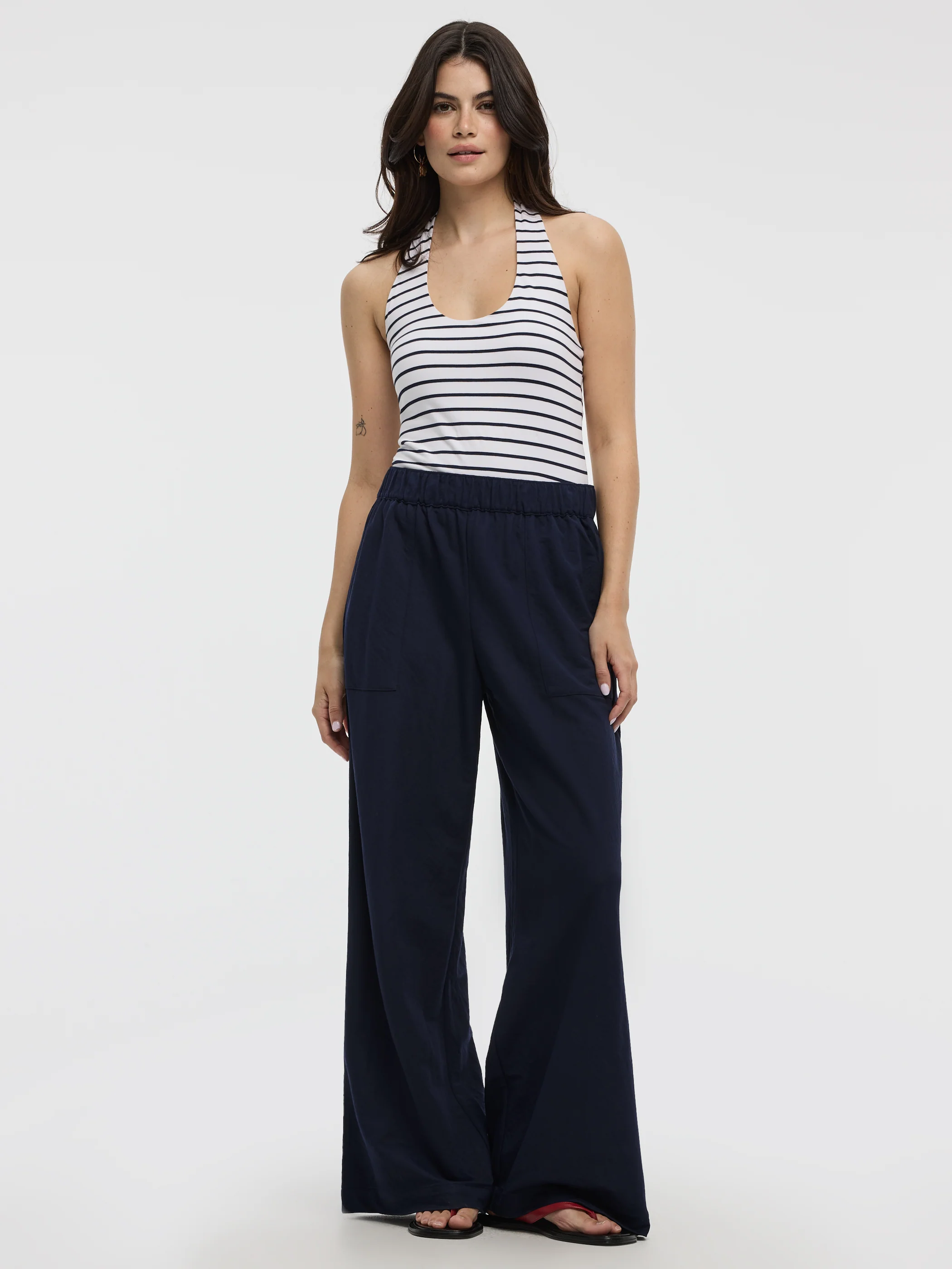 Wide-Leg High-Rise Pull-On Piqué Pant - Image 16
