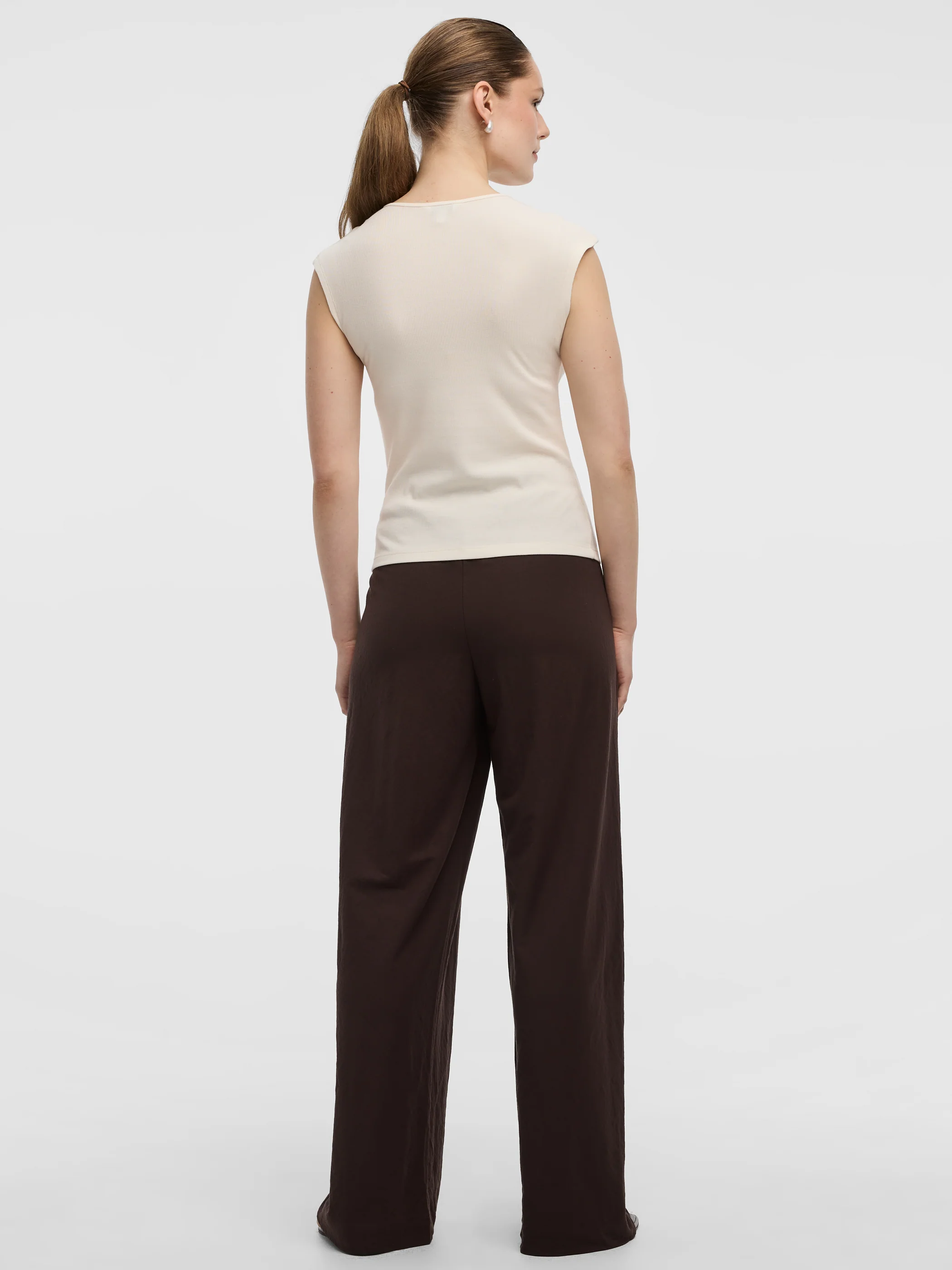 Ribbed Henley T-Shirt - Image 8