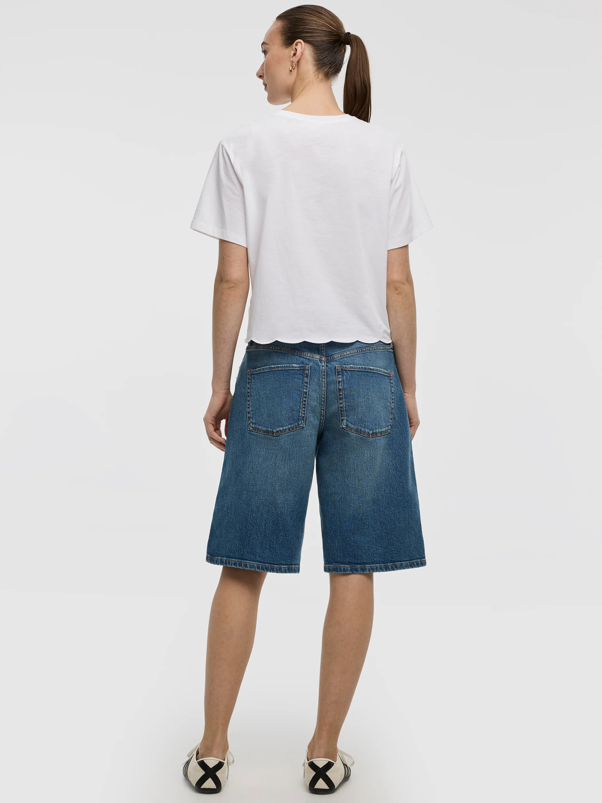 Crew-Neck Boxy T-Shirt - Image 3