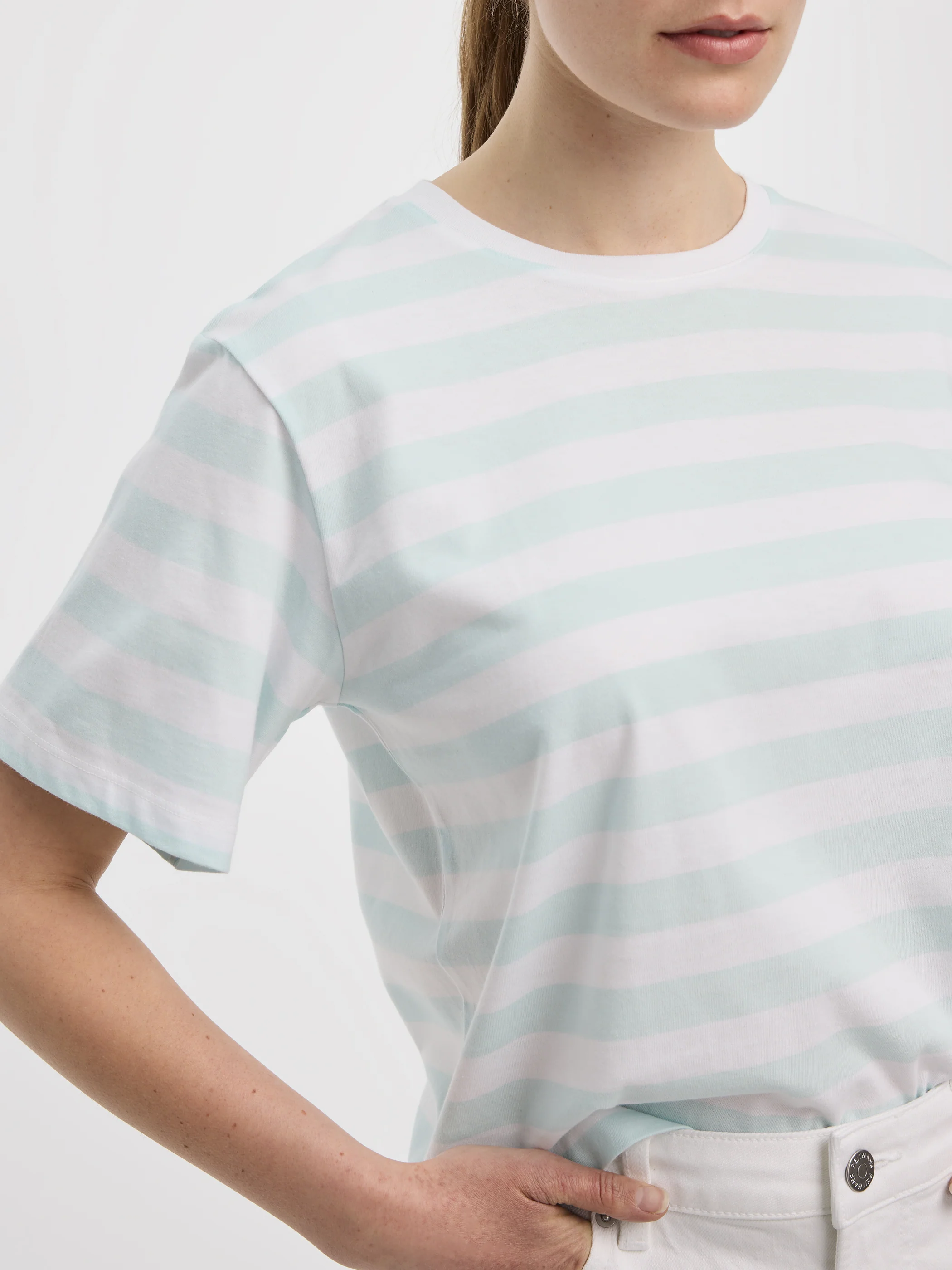 Striped Crew-Neck Boxy T-Shirt - Image 10