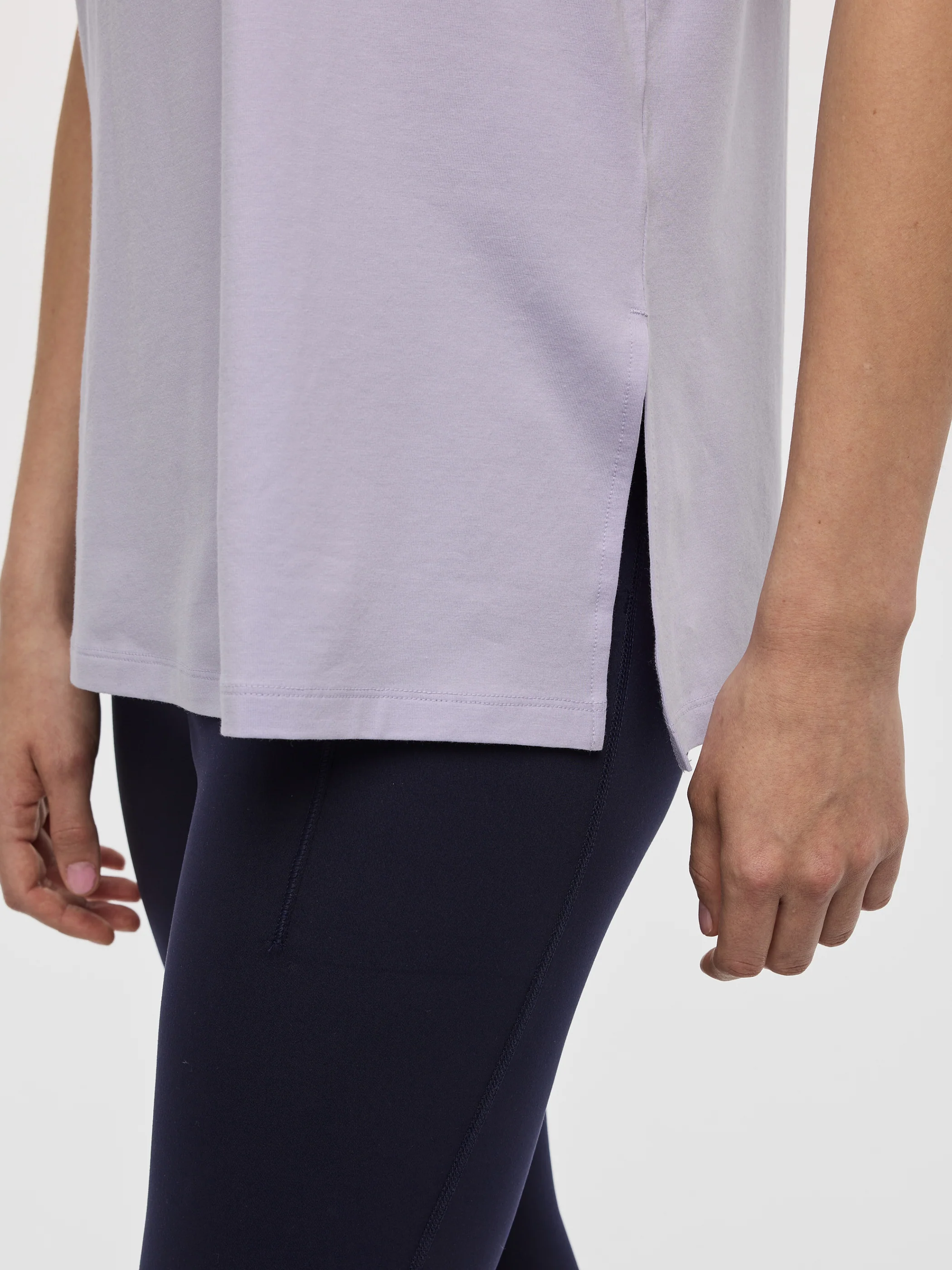 Loose Crew-Neck Tank - Hyba - Image 6