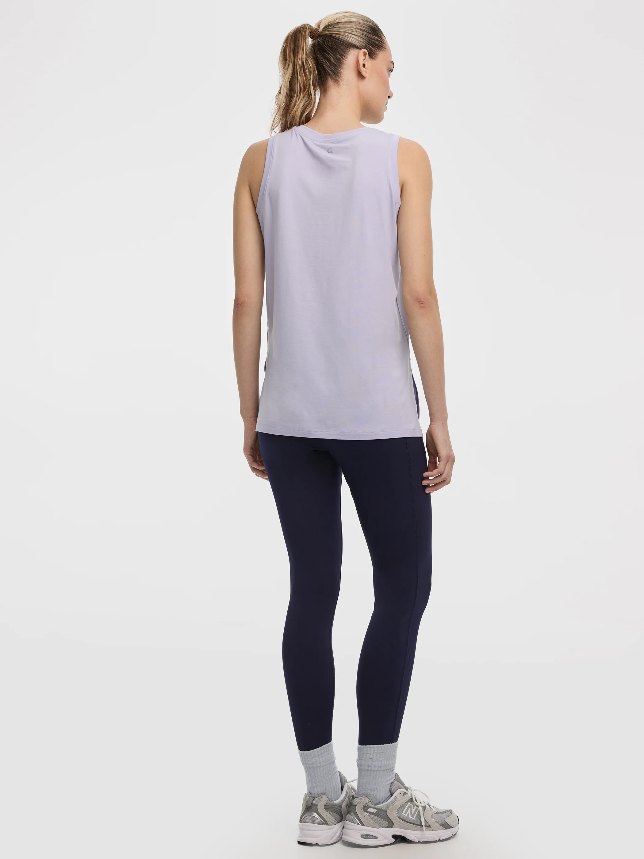 Loose Crew-Neck Tank - Hyba - Image 7