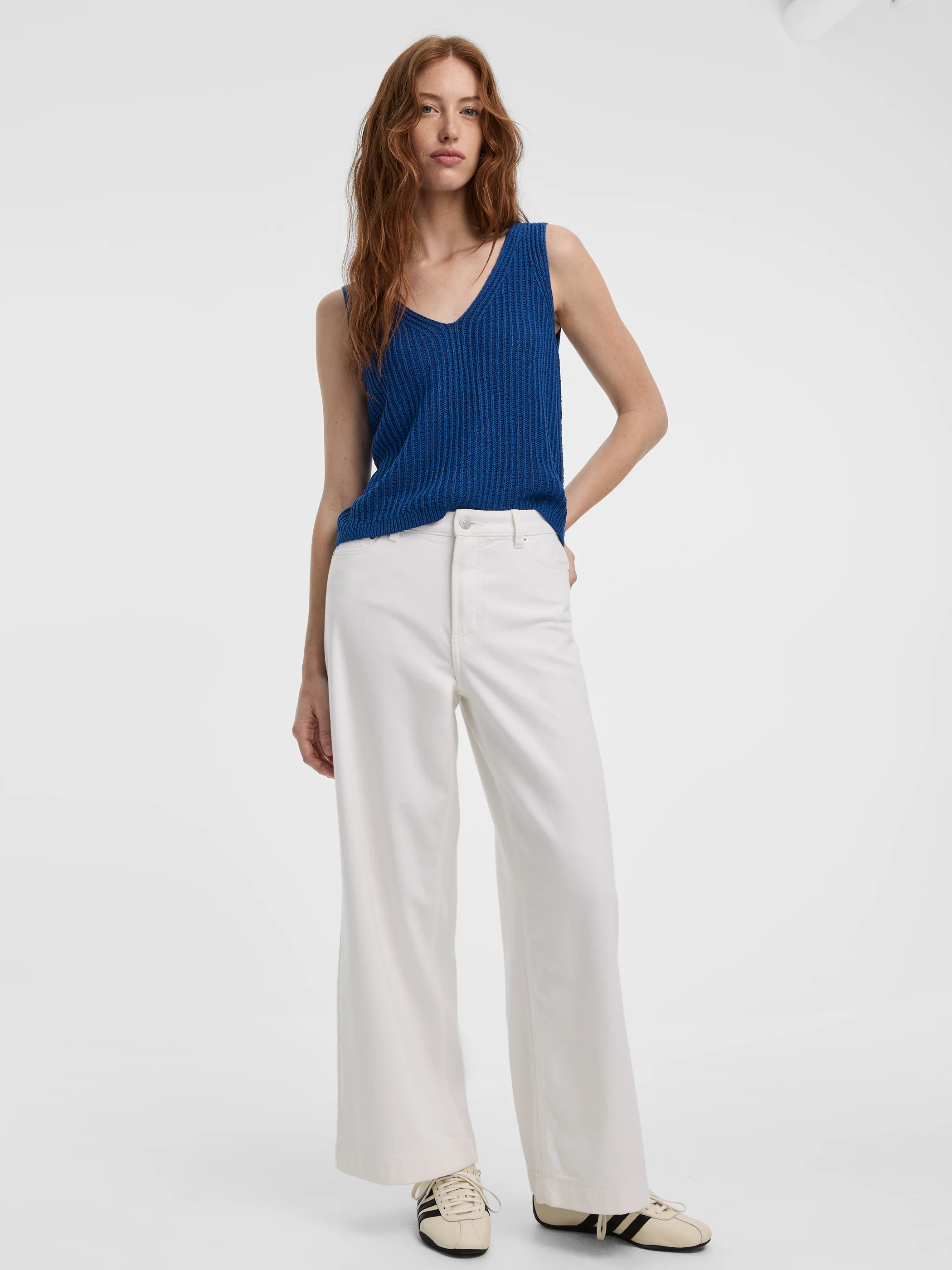 V-Neck Ribbed Tank - Image 7
