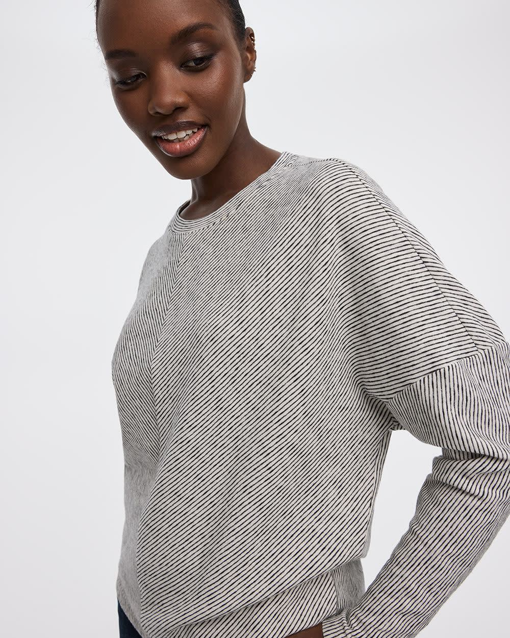 Long-Sleeve Crew-Neck Top - Image 4