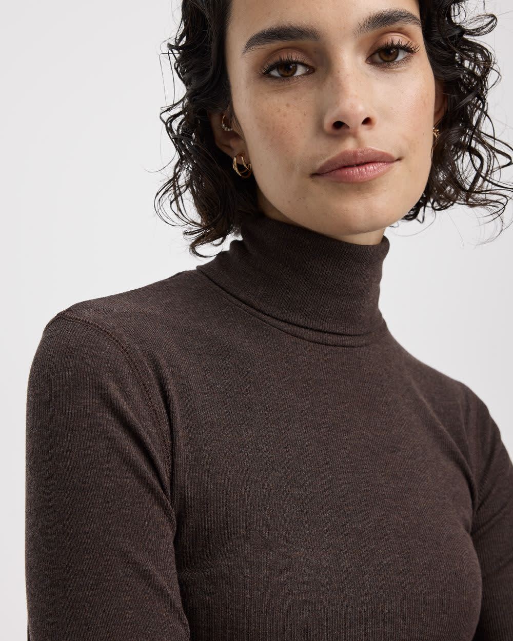 Long-Sleeve Turtleneck Top - Image 9