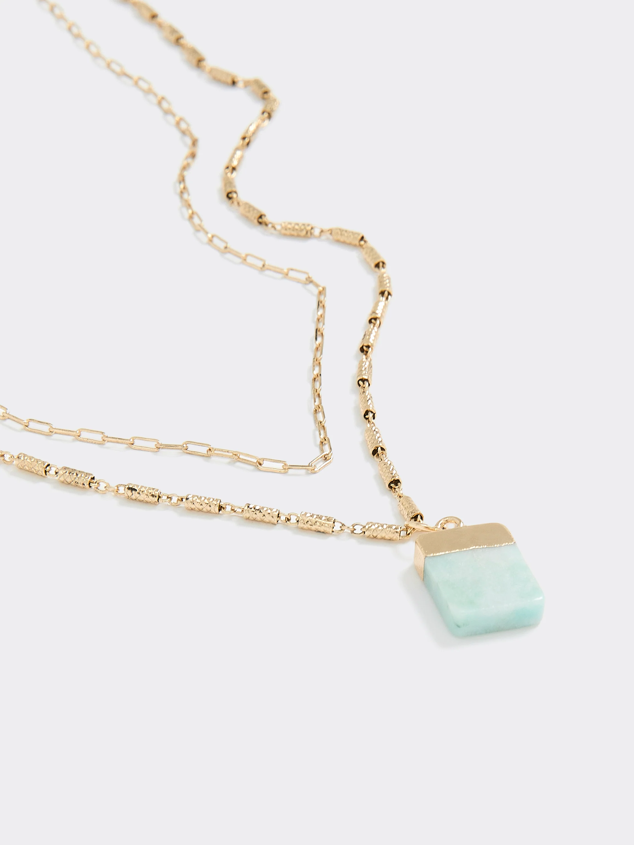 Short Necklace with Semi-Precious Stone