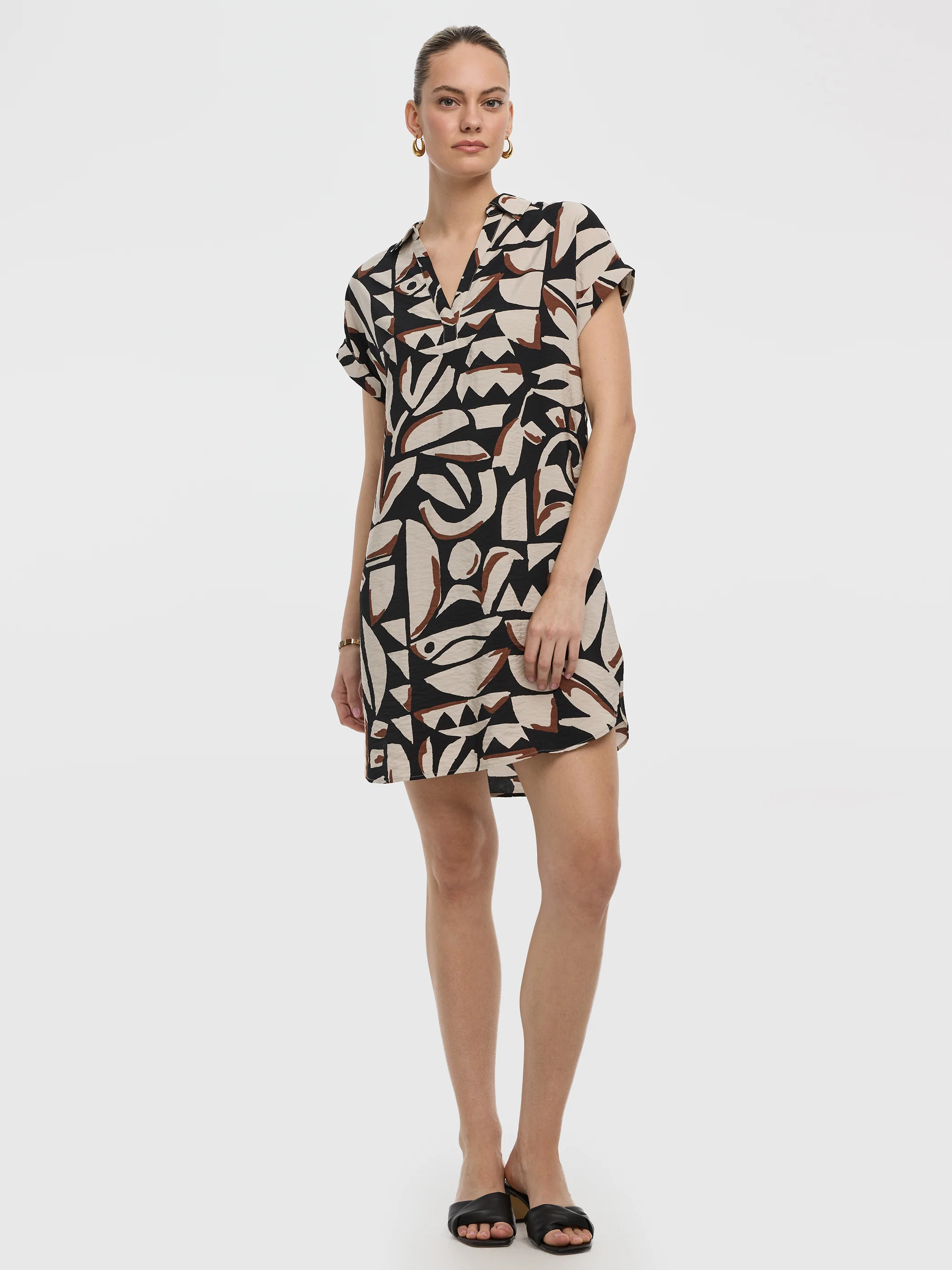 Short-Sleeve Shift Dress - Image 5