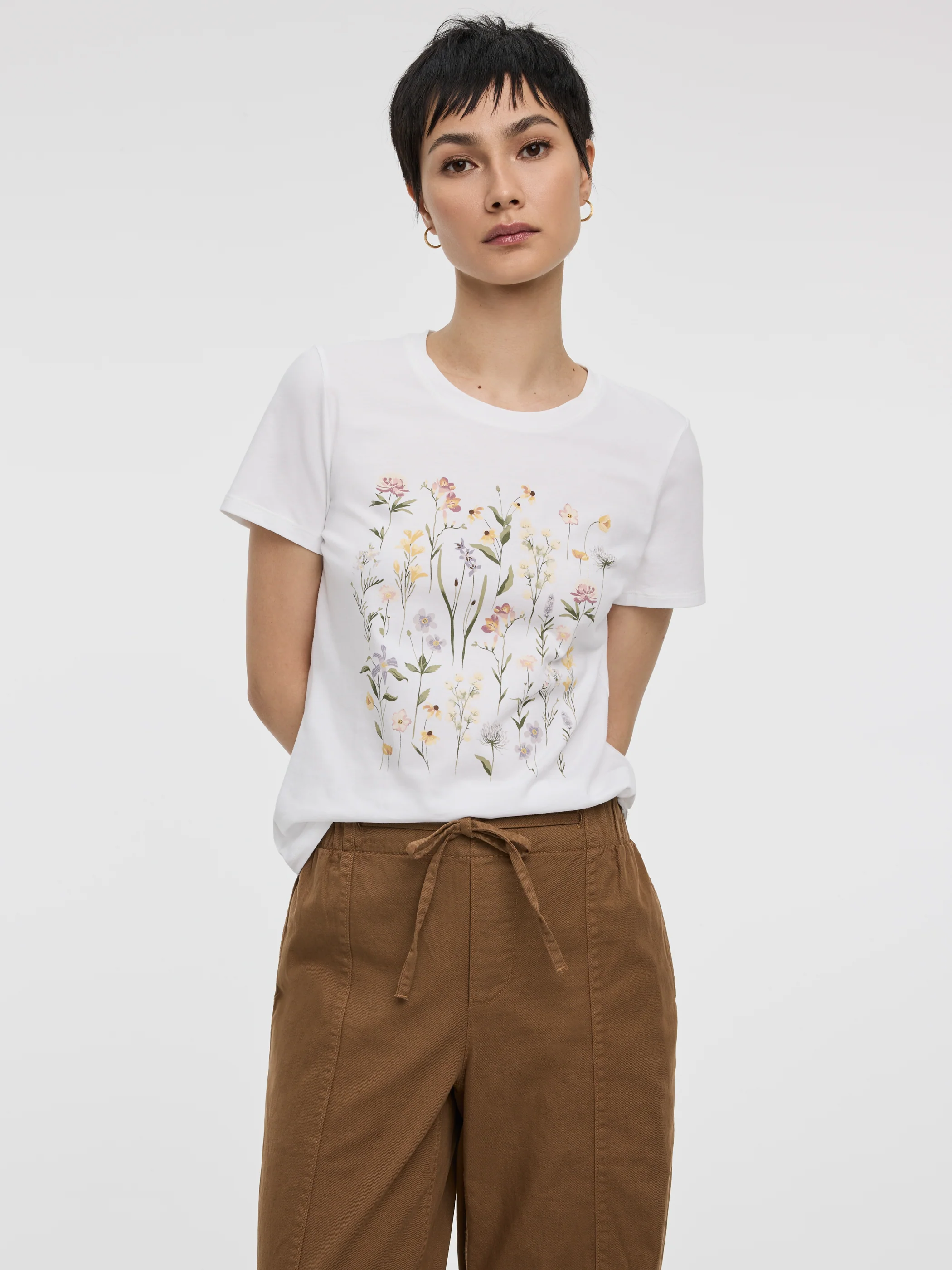 Crew-Neck Tee - R Essentials - Image 17