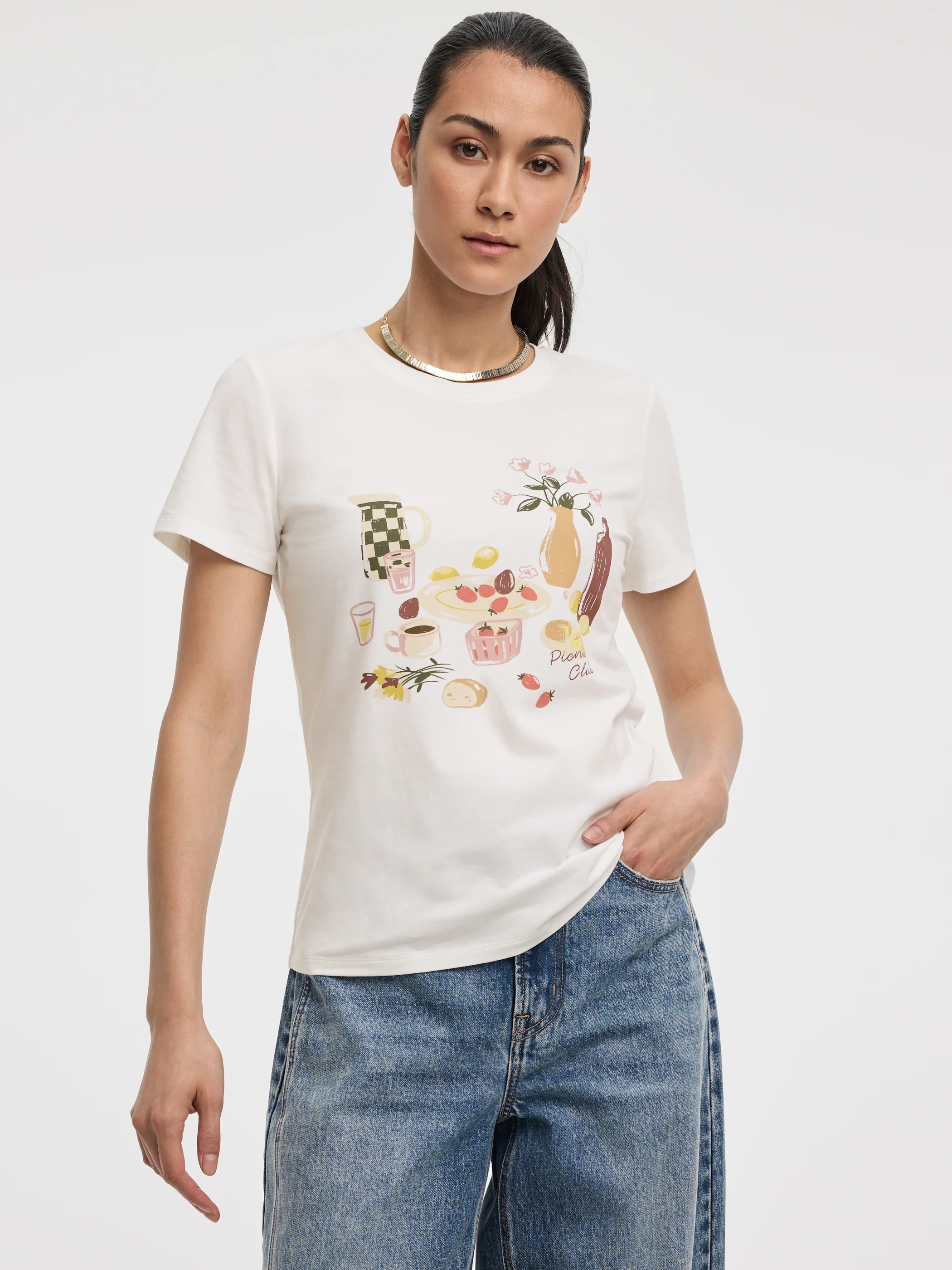 Crew-Neck Tee - R Essentials - Image 37