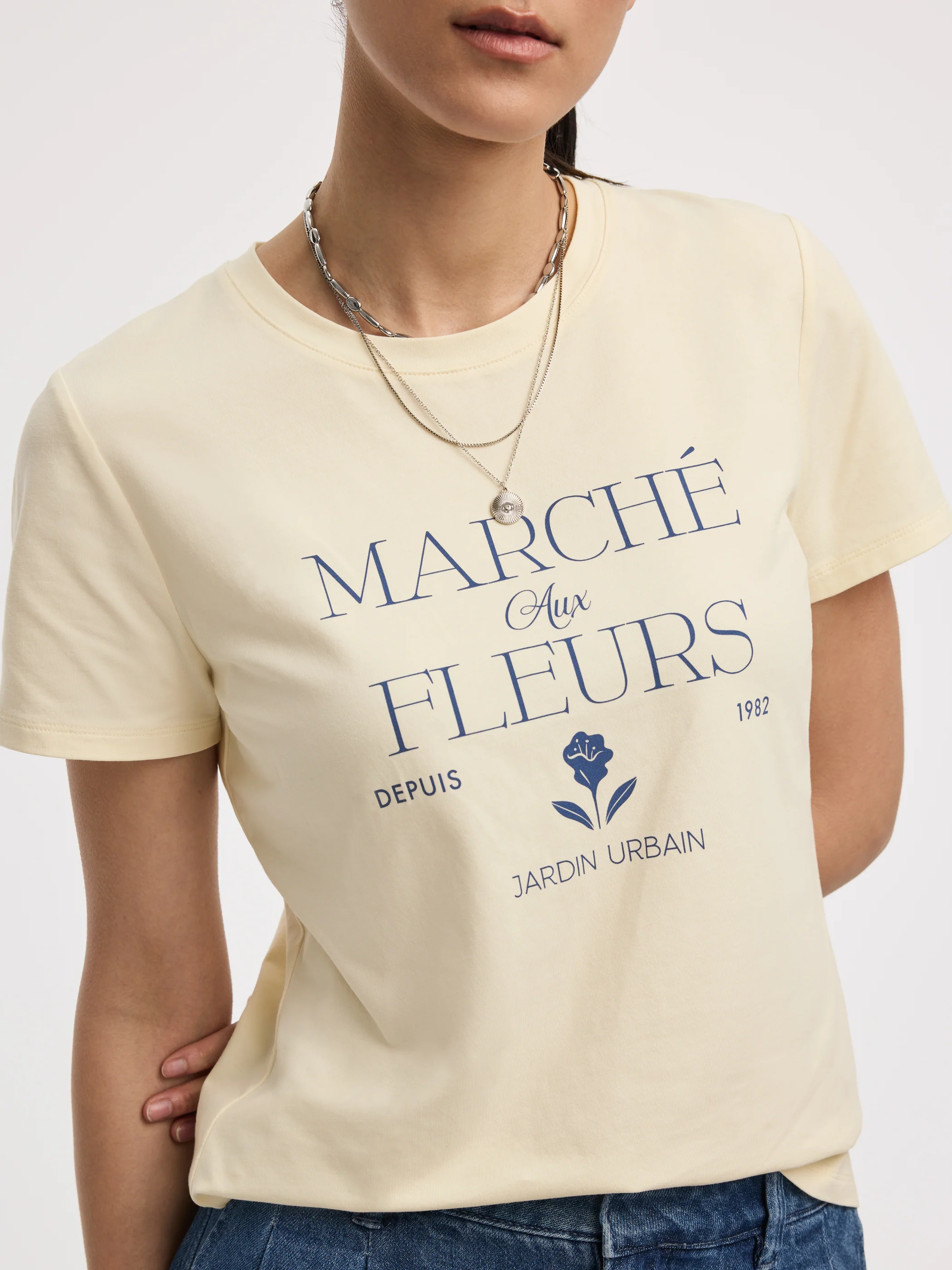 Crew-Neck Tee - R Essentials - Image 42