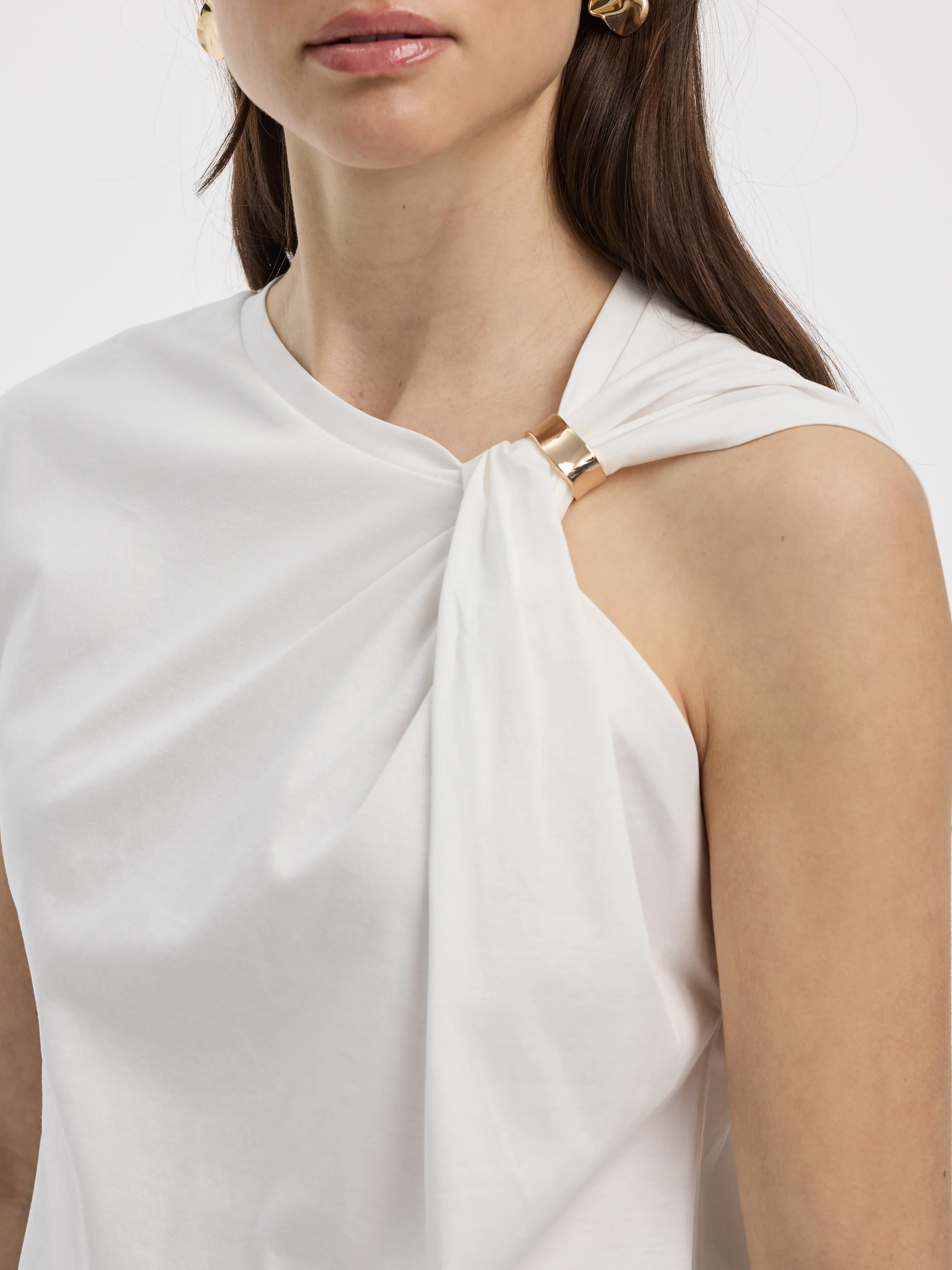 Shirred Tee with Metal Ring - Image 4