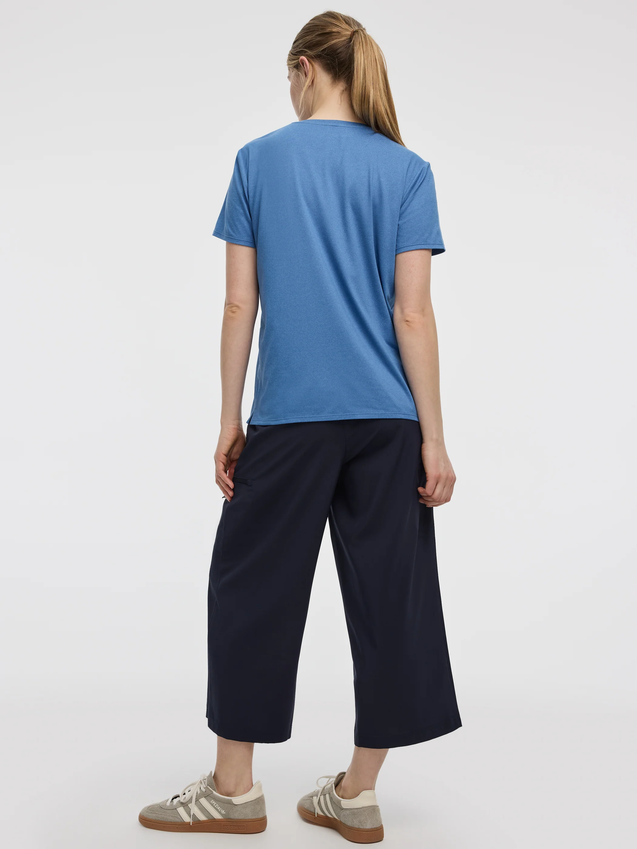 Crew-Neck T-Shirt - DRY-LUX (R) Hyba Essentials - Image 16