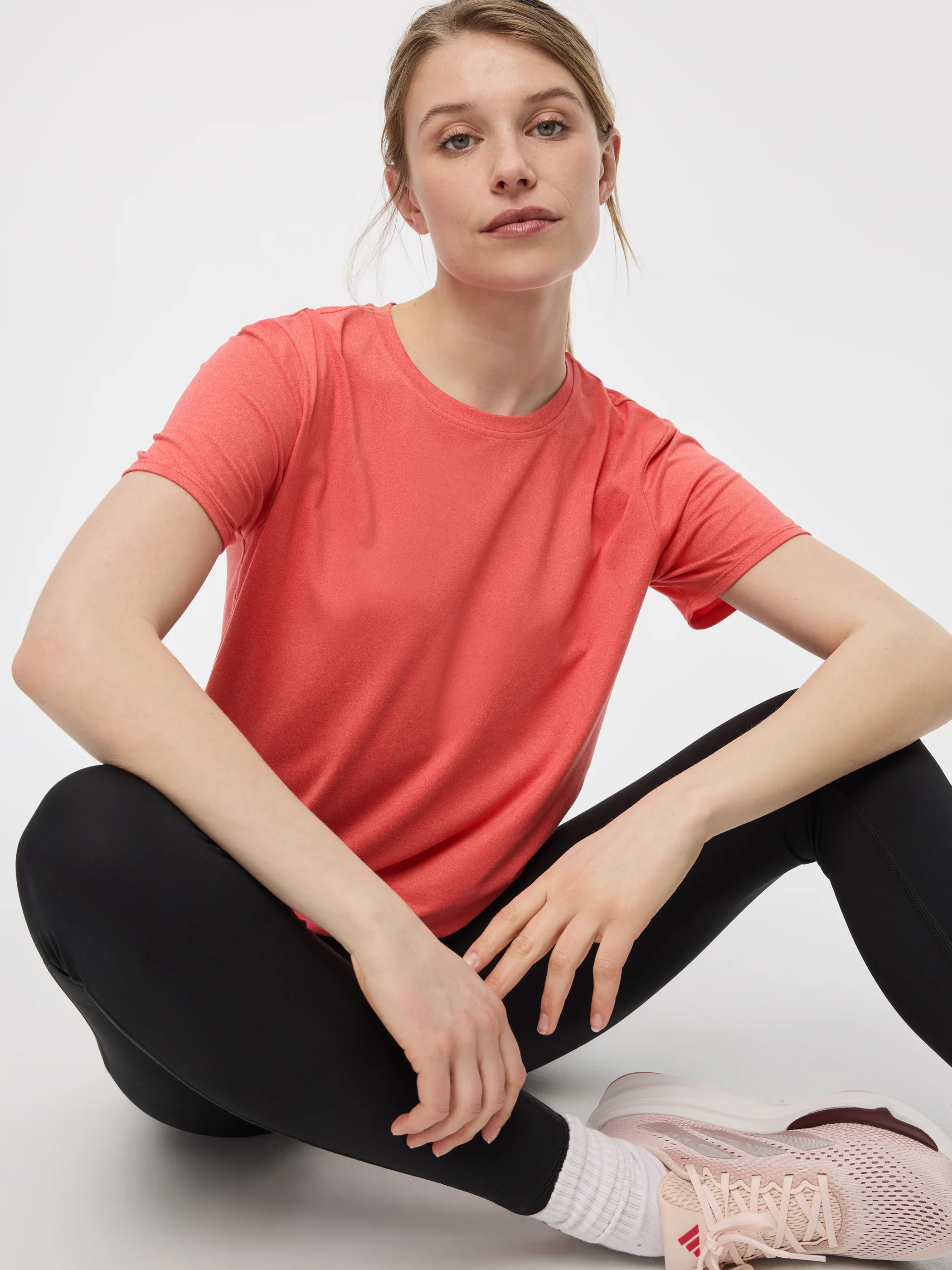 Crew-Neck T-Shirt - DRY-LUX (R) Hyba Essentials - Image 30