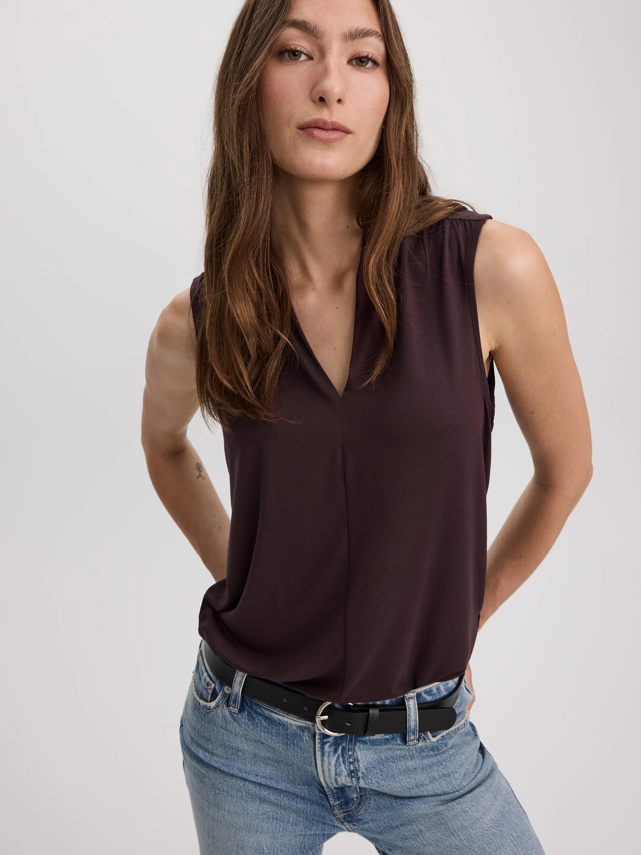 Sleeveless V-Neck Top - Image 8