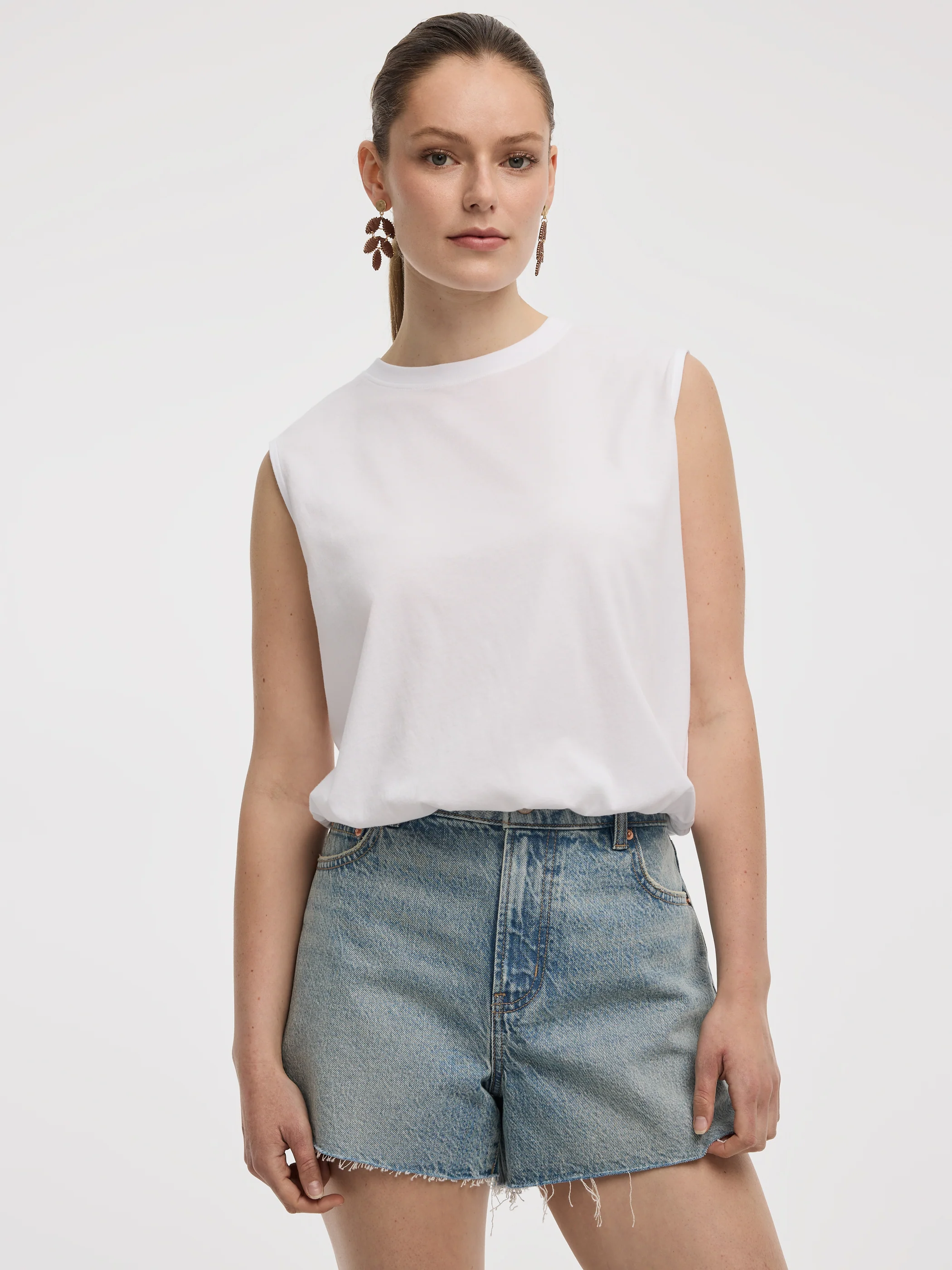 Crew-Neck Tank with Bubble Hem - Image 5