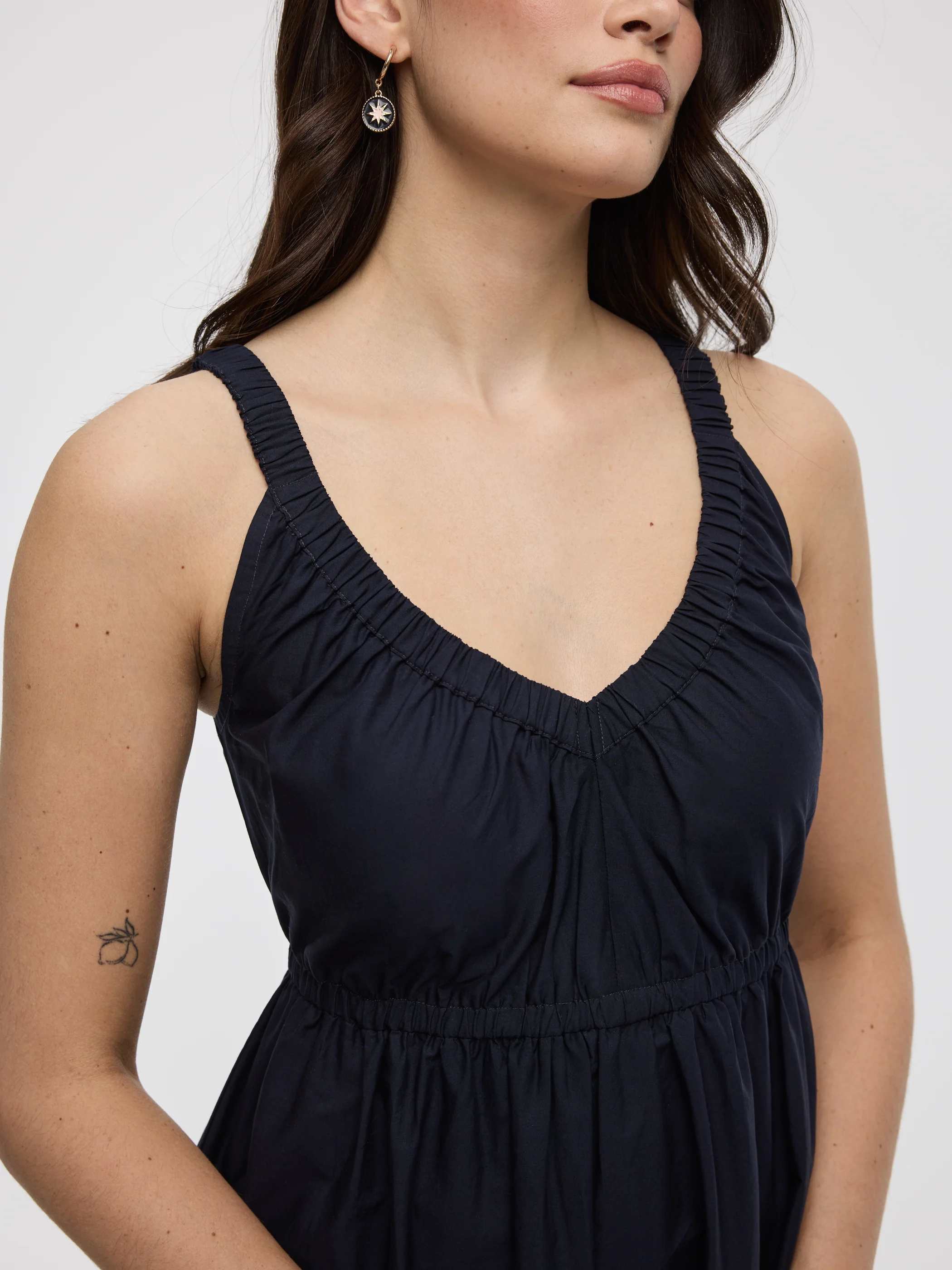 Sleeveless V-Neck Midi Dress with Soutache Embroideries - Image 2