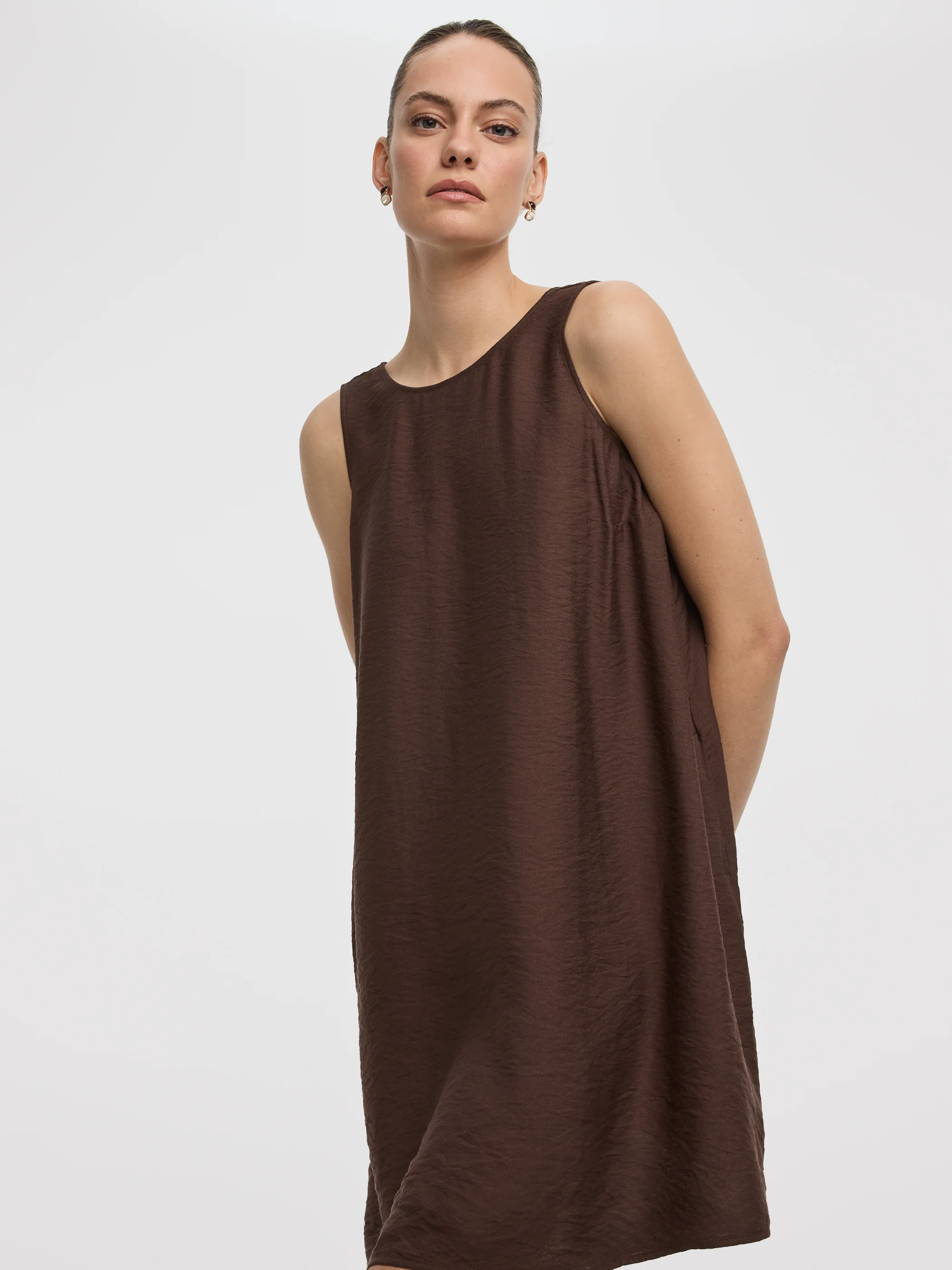 Sleeveless Swing Dress - Image 4