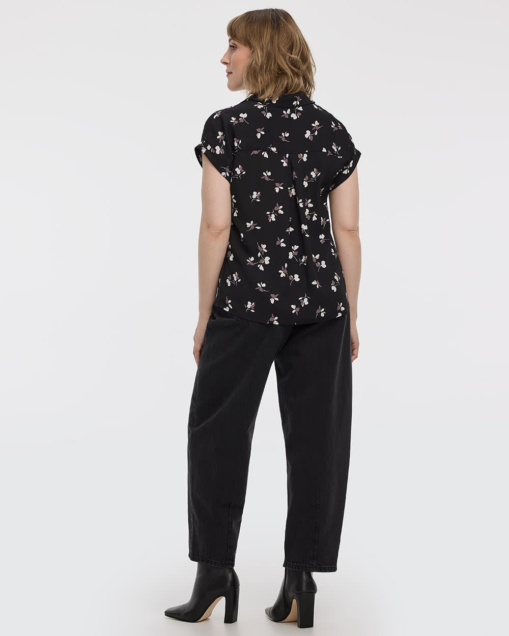 Extended-Sleeve V-Neck Flowy Blouse - R Essentials - Image 14