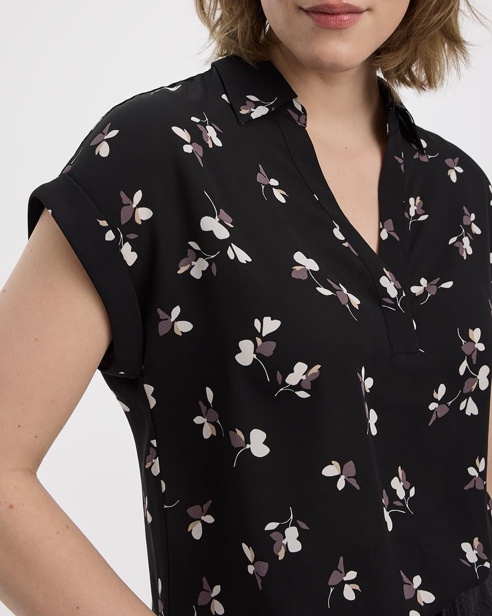 Extended-Sleeve V-Neck Flowy Blouse - R Essentials - Image 16