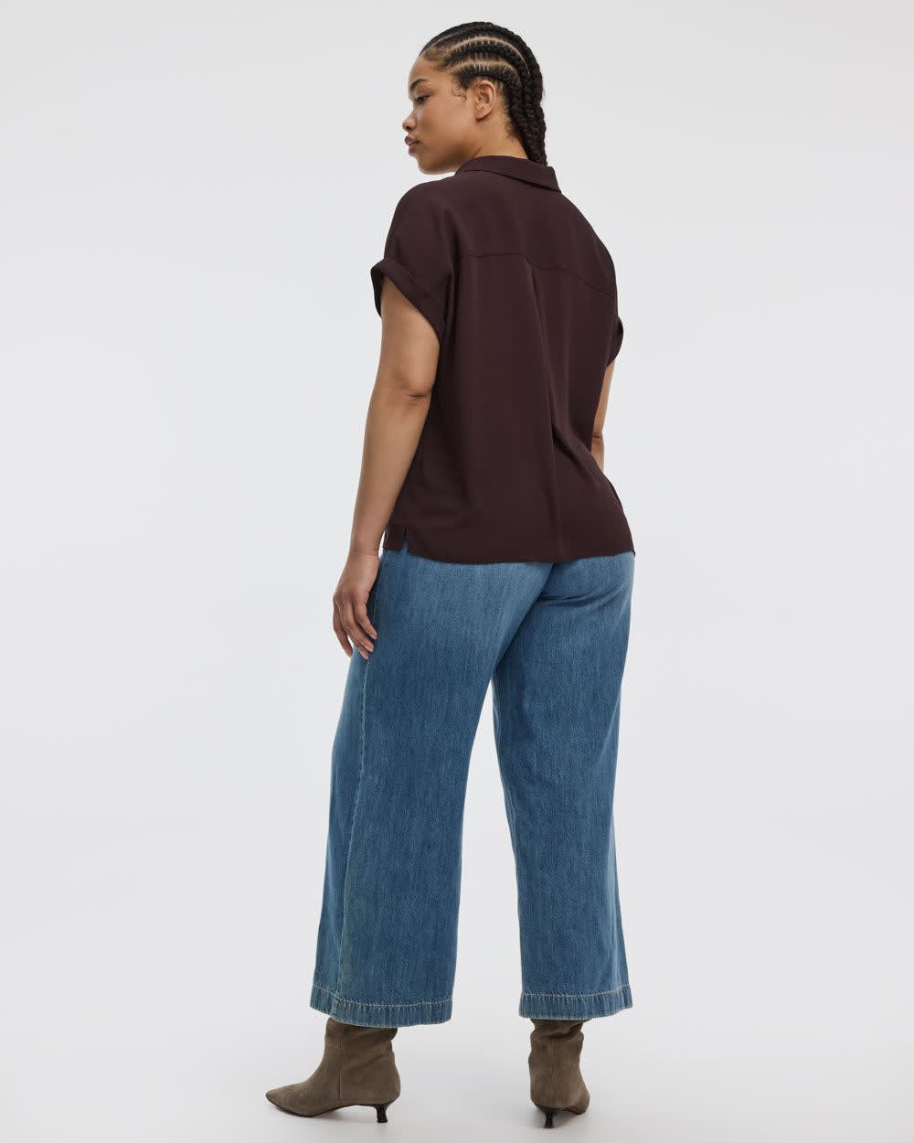 Extended-Sleeve V-Neck Flowy Blouse - R Essentials - Image 11