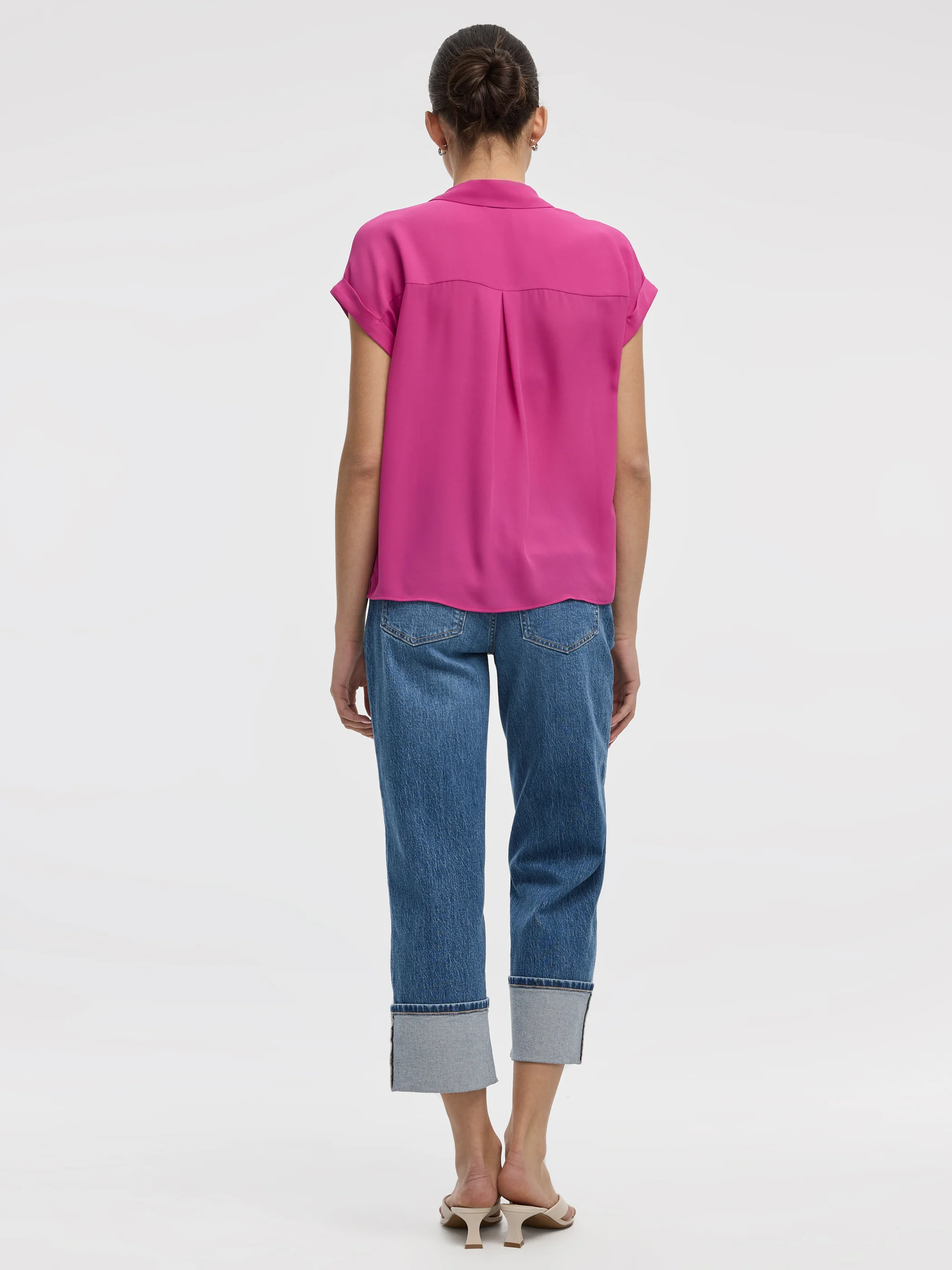 Extended-Sleeve V-Neck Flowy Blouse - R Essentials - Image 15