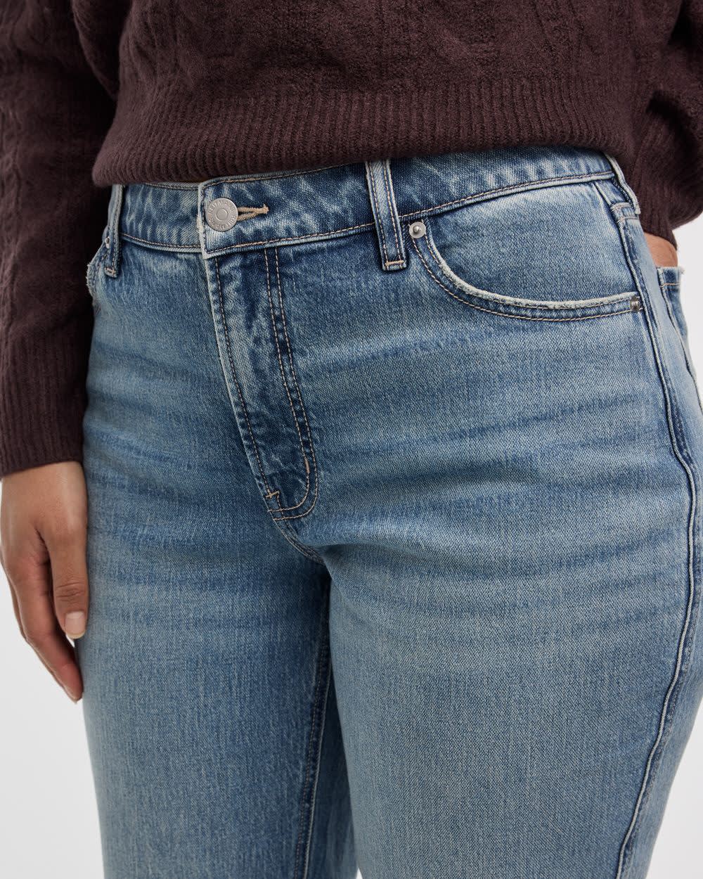 Straight-Leg Mid-Rise Jean - The Classic - Curvy Fit - Image 11