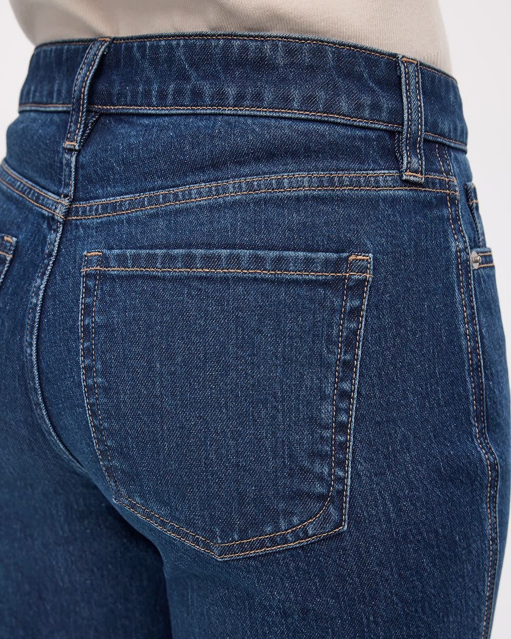 Straight-Leg Mid-Rise Jean - The Classic - Curvy Fit - Image 5