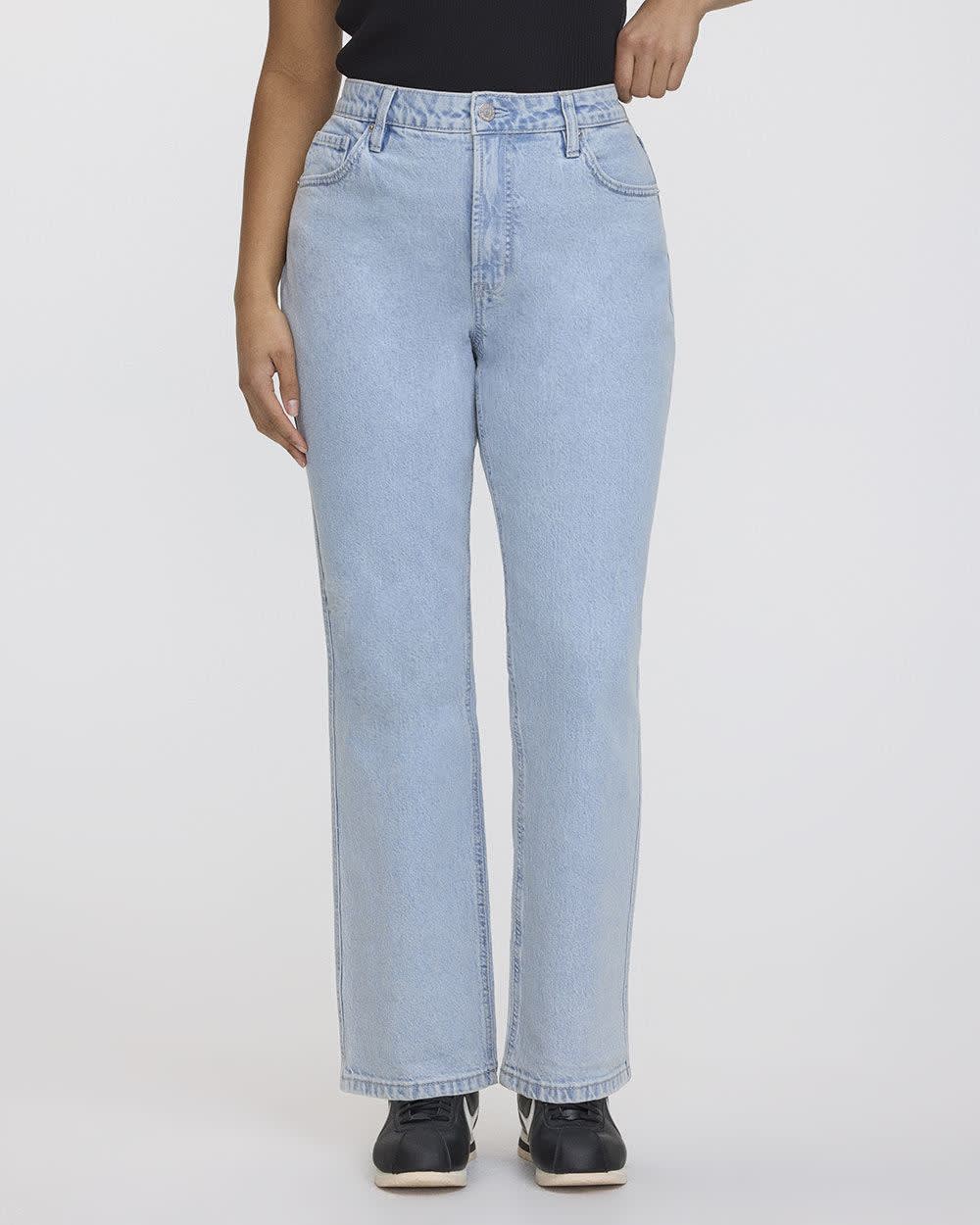 Straight-Leg Mid-Rise Jean - The Classic - Curvy Fit - Image 3