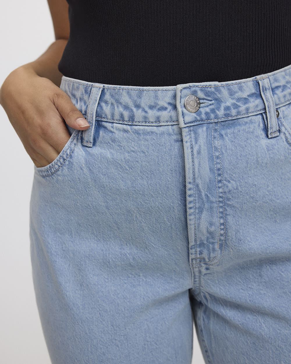 Straight-Leg Mid-Rise Jean - The Classic - Curvy Fit - Image 5