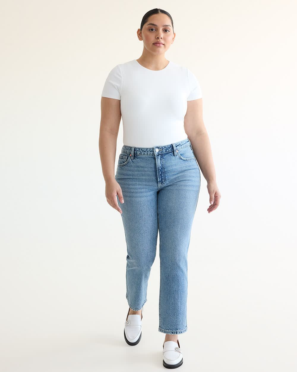 Straight-Leg Mid-Rise Jean - The Classic - Curvy Fit - Image 9
