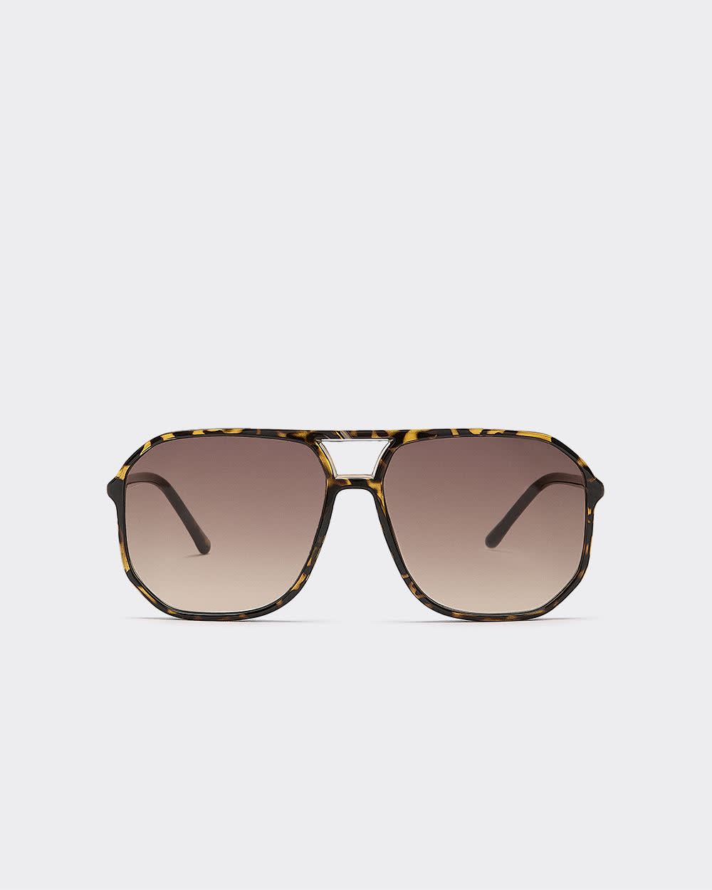 Classic Aviator Sunglasses - Image 2