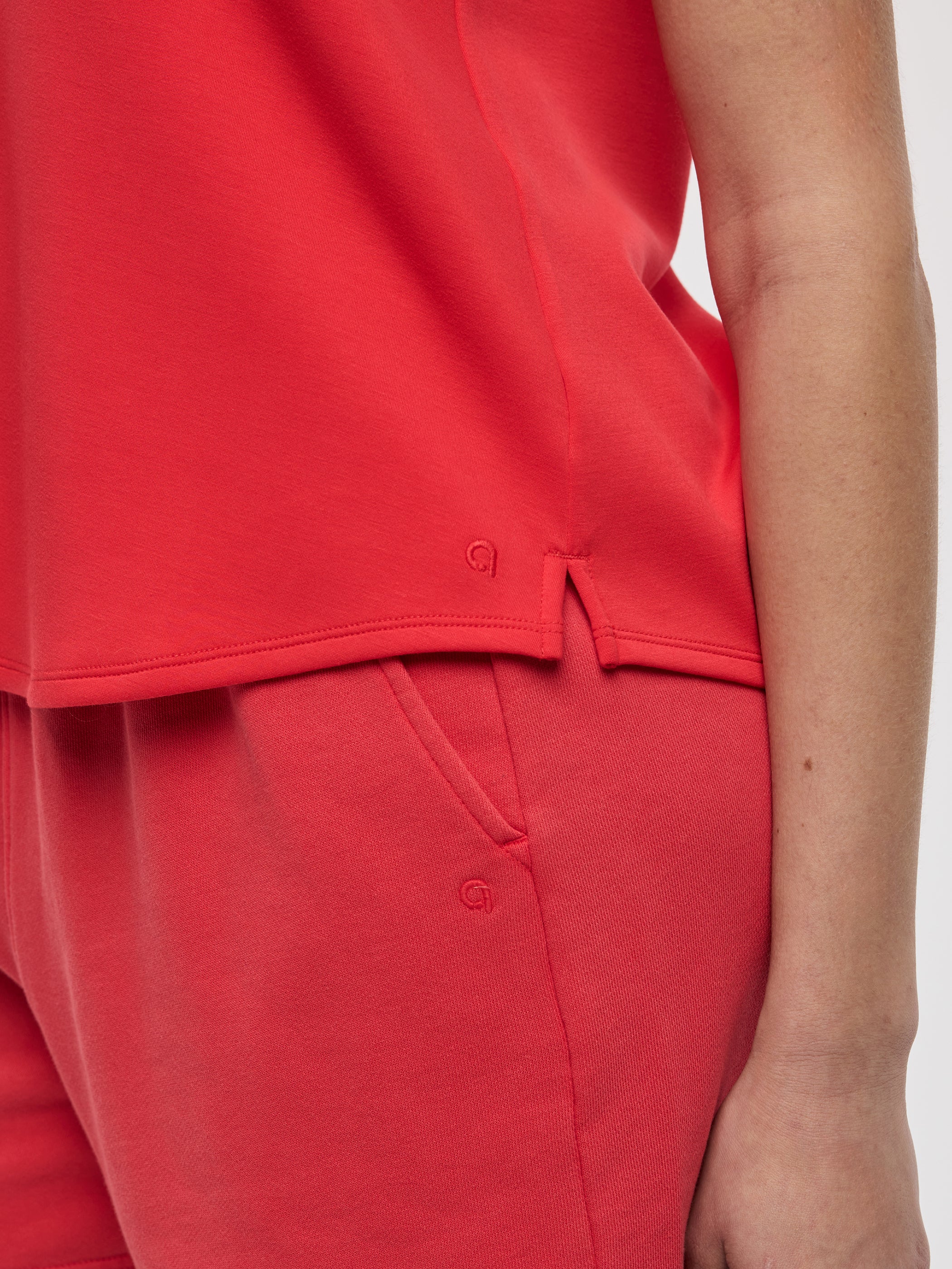 Crew-Neck Tank - HYLUX - Hyba - Image 2