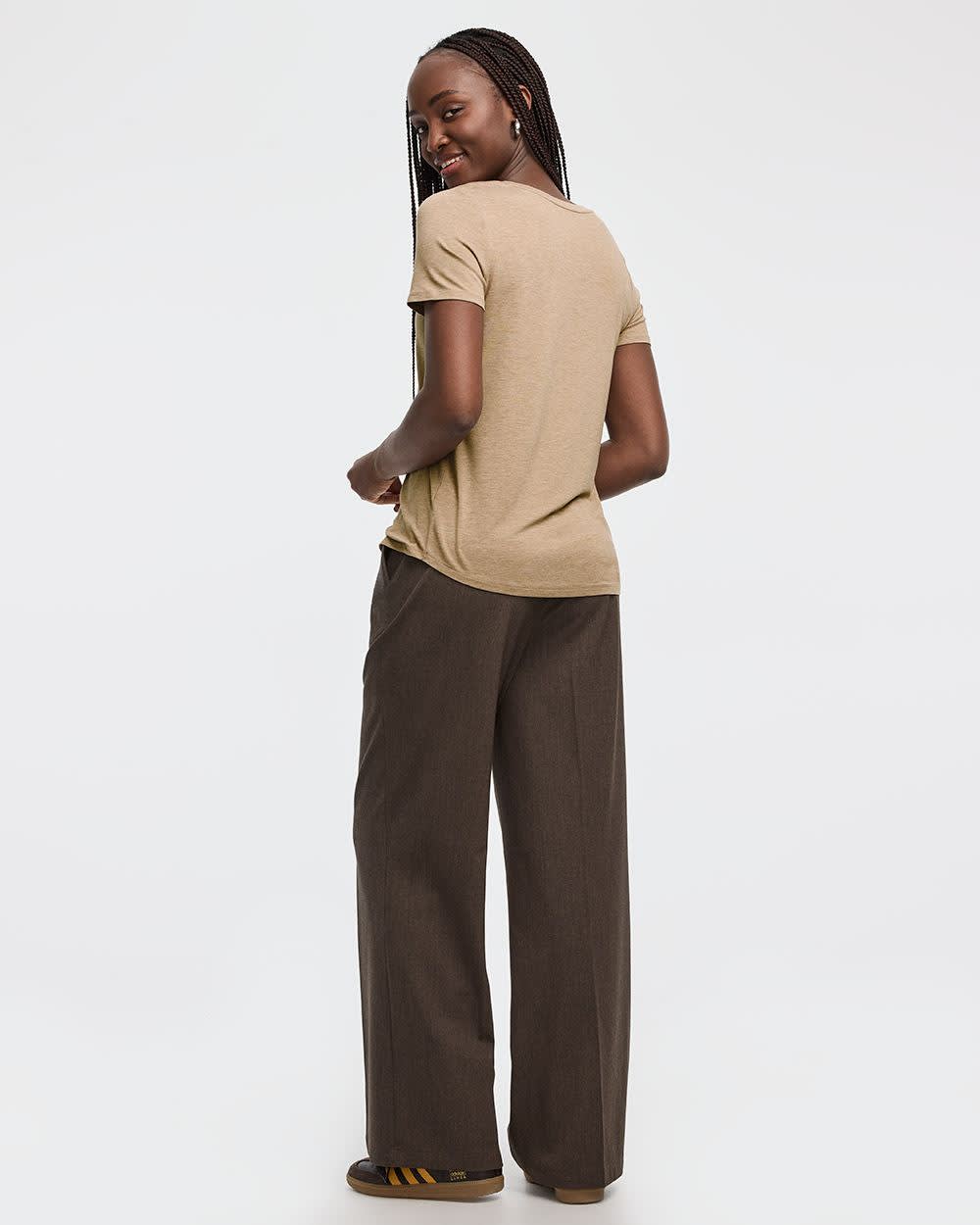 V-Neck Tee - R Essentials - Image 26