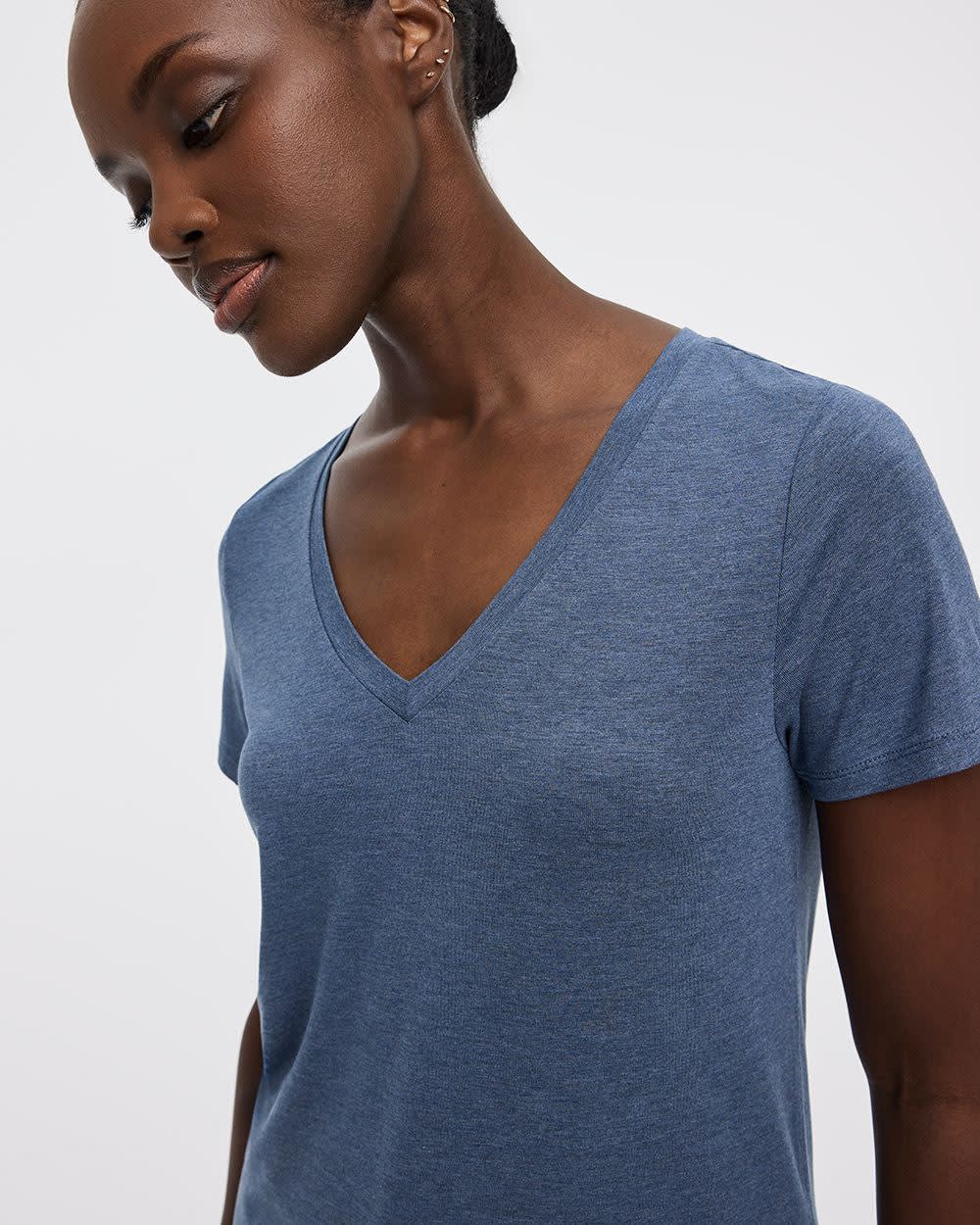 V-Neck Tee - R Essentials - Image 32