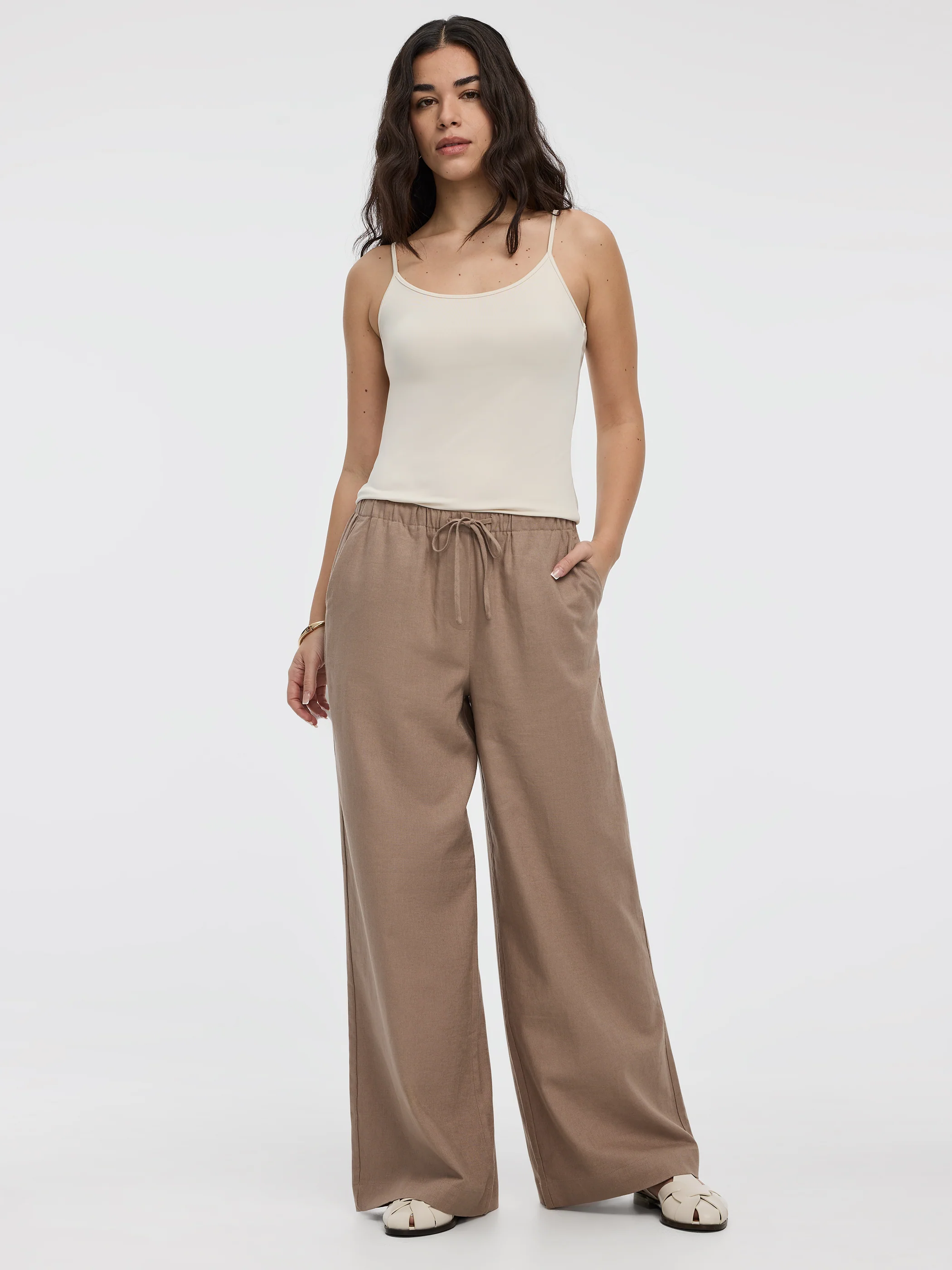 Wide-Leg Linen-Blend Pant - Image 16