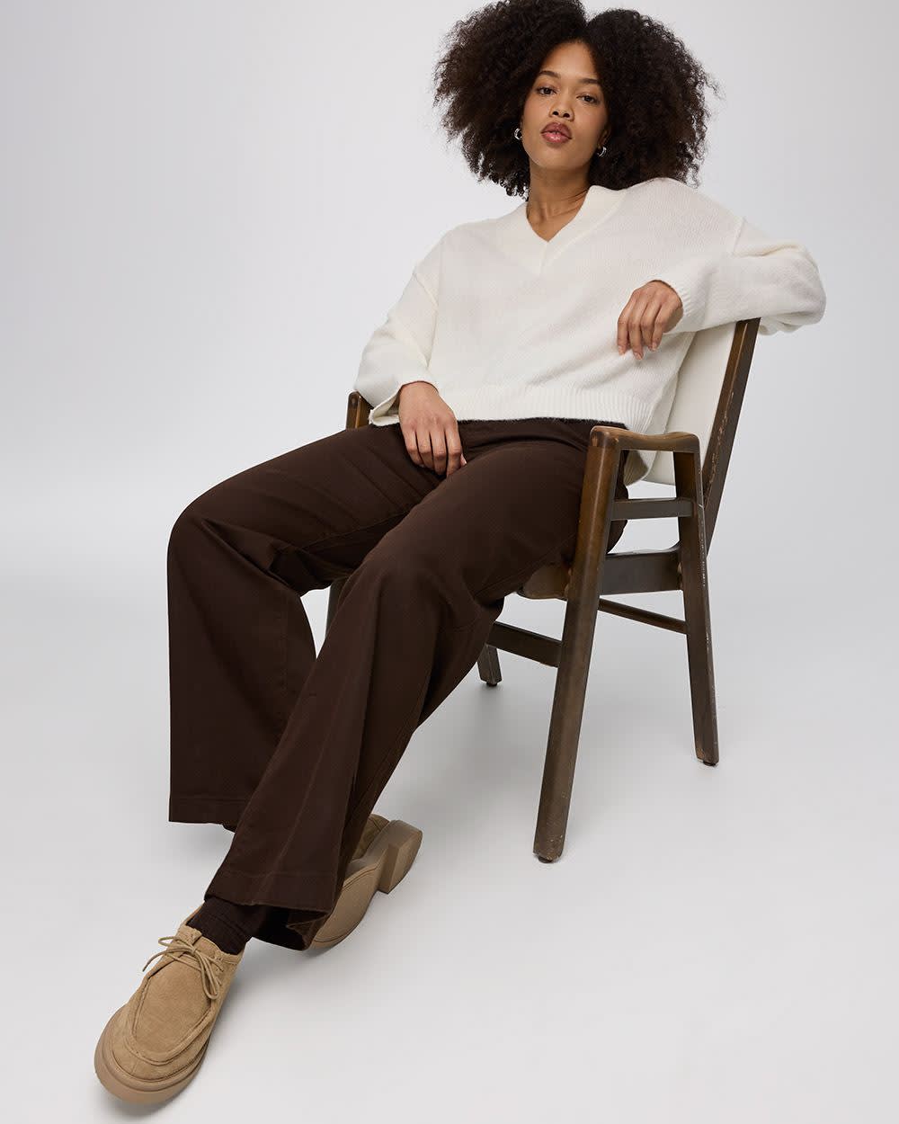 Wide-Leg Mid-Rise Jean - Image 4