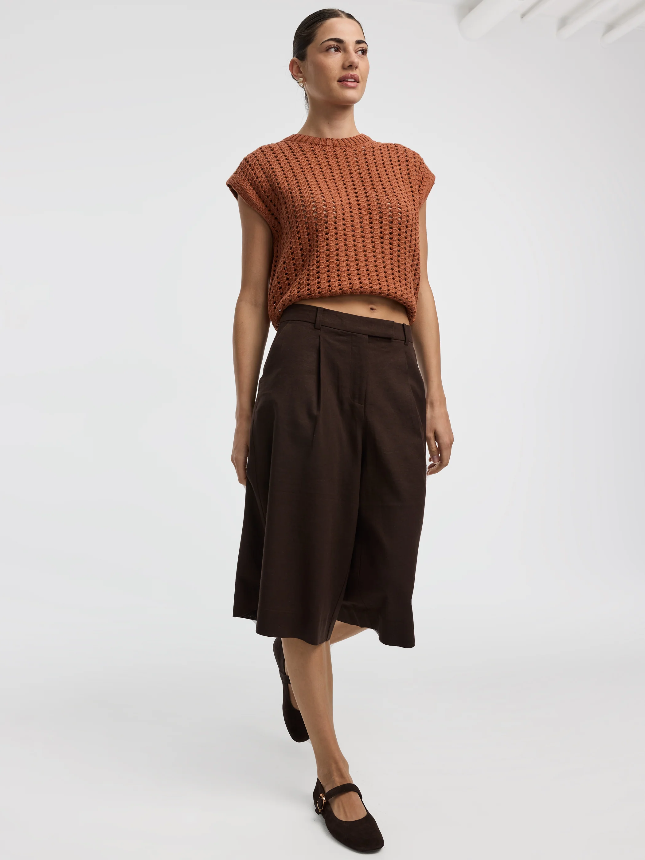Linen-Blend Capri Pants - Image 5