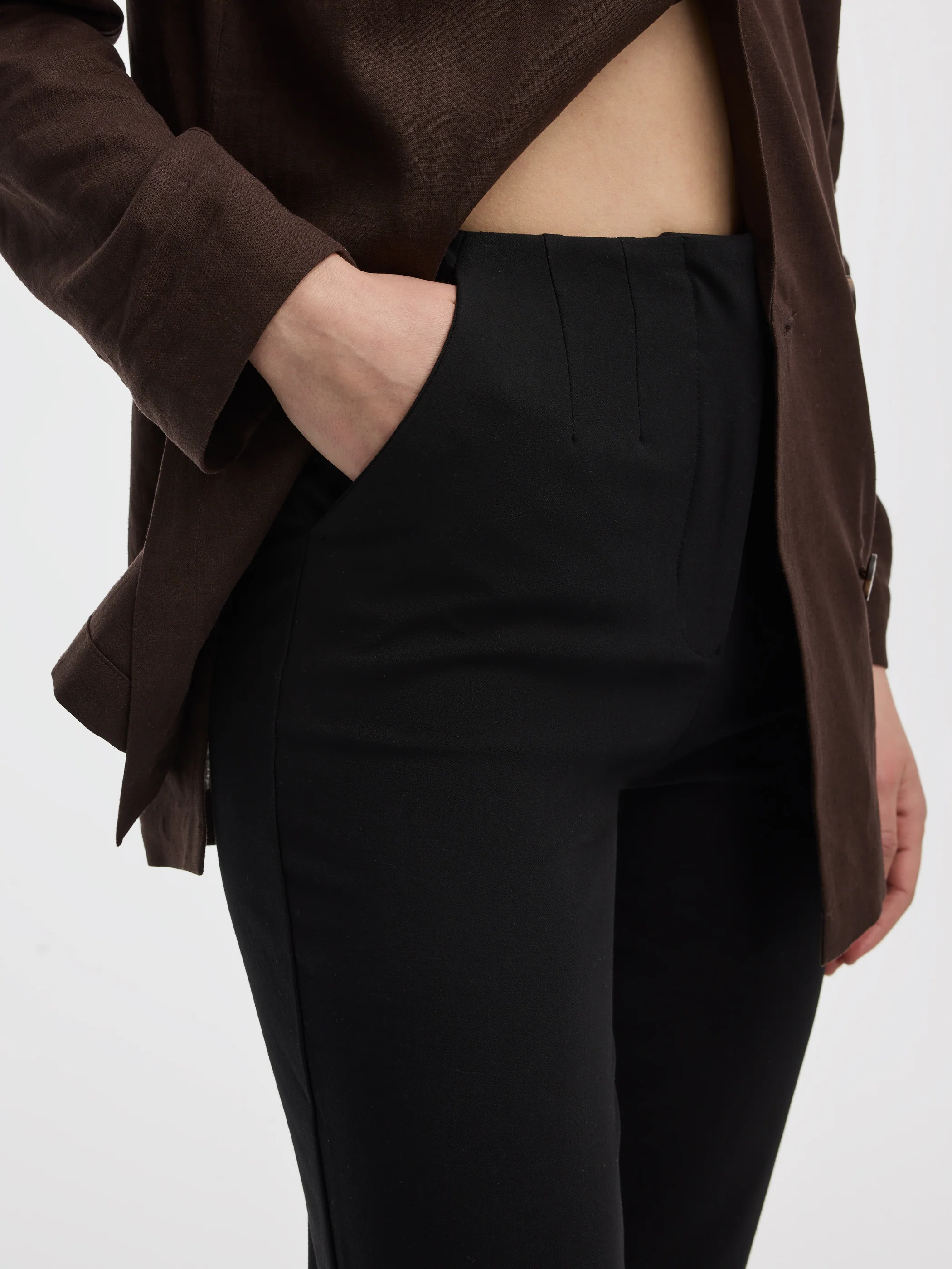 Slim-Leg High-Rise Capri Pants - Image 3