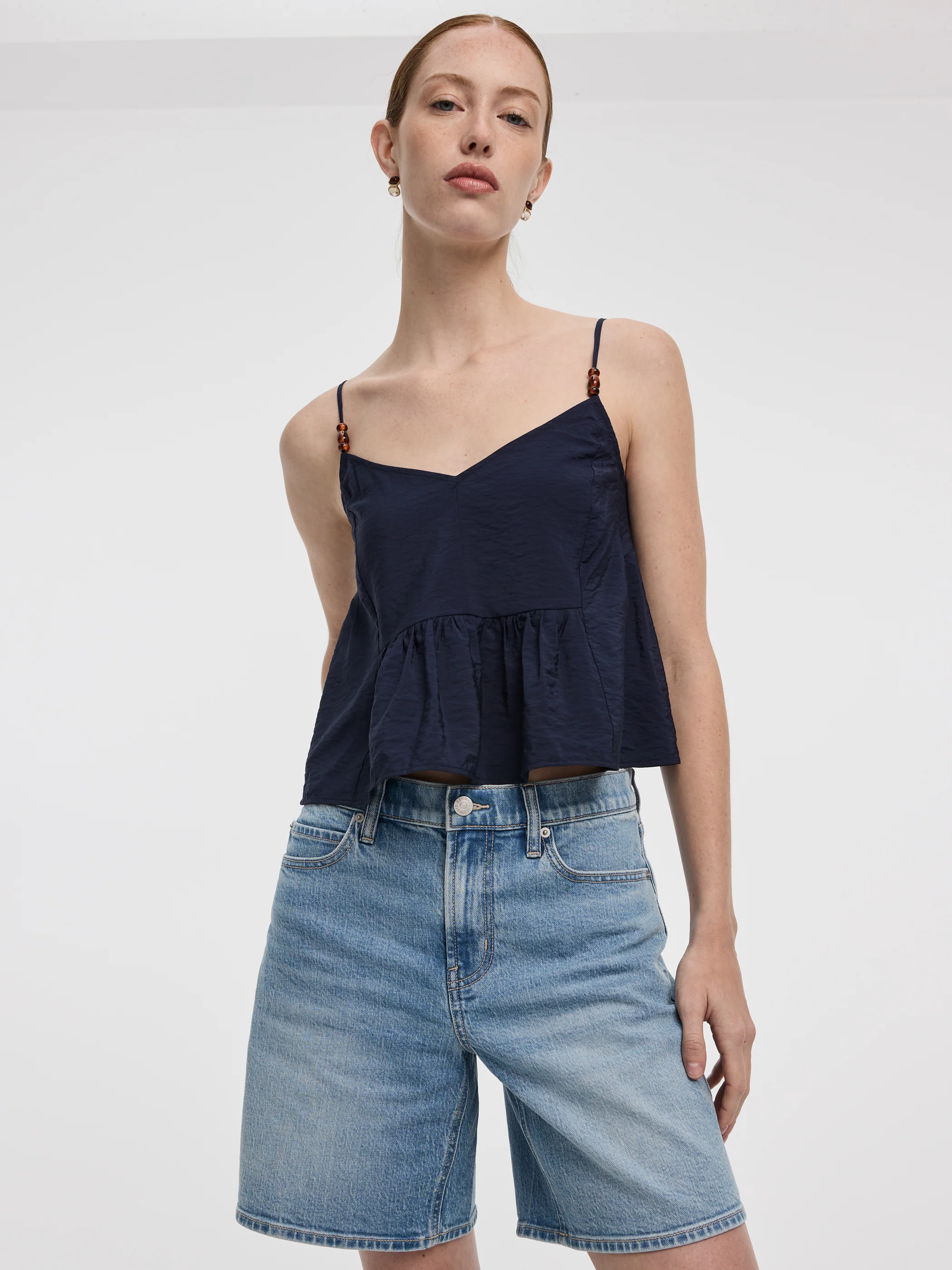 Cropped V-Neck Peplum Cami - Image 5